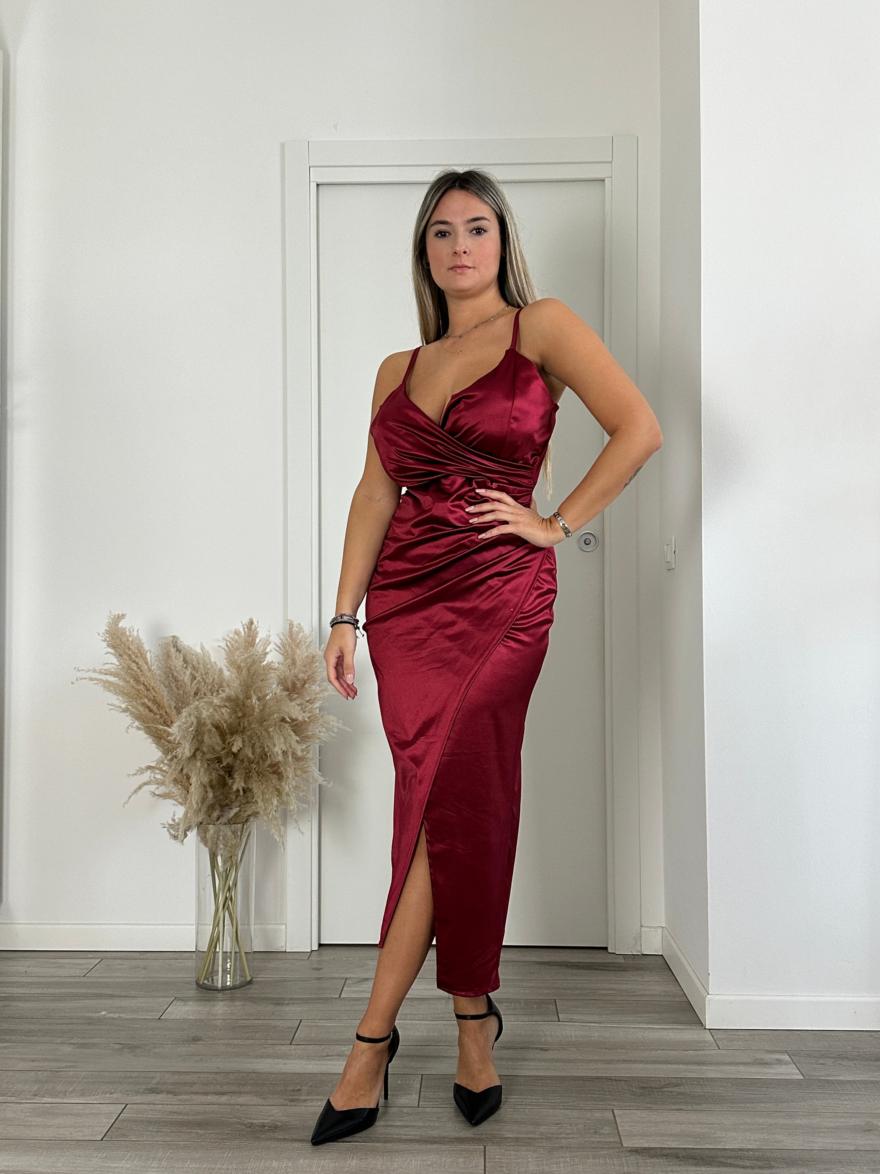 Vestito lungo drappeggiato in satin con spacco - Follie by Alice