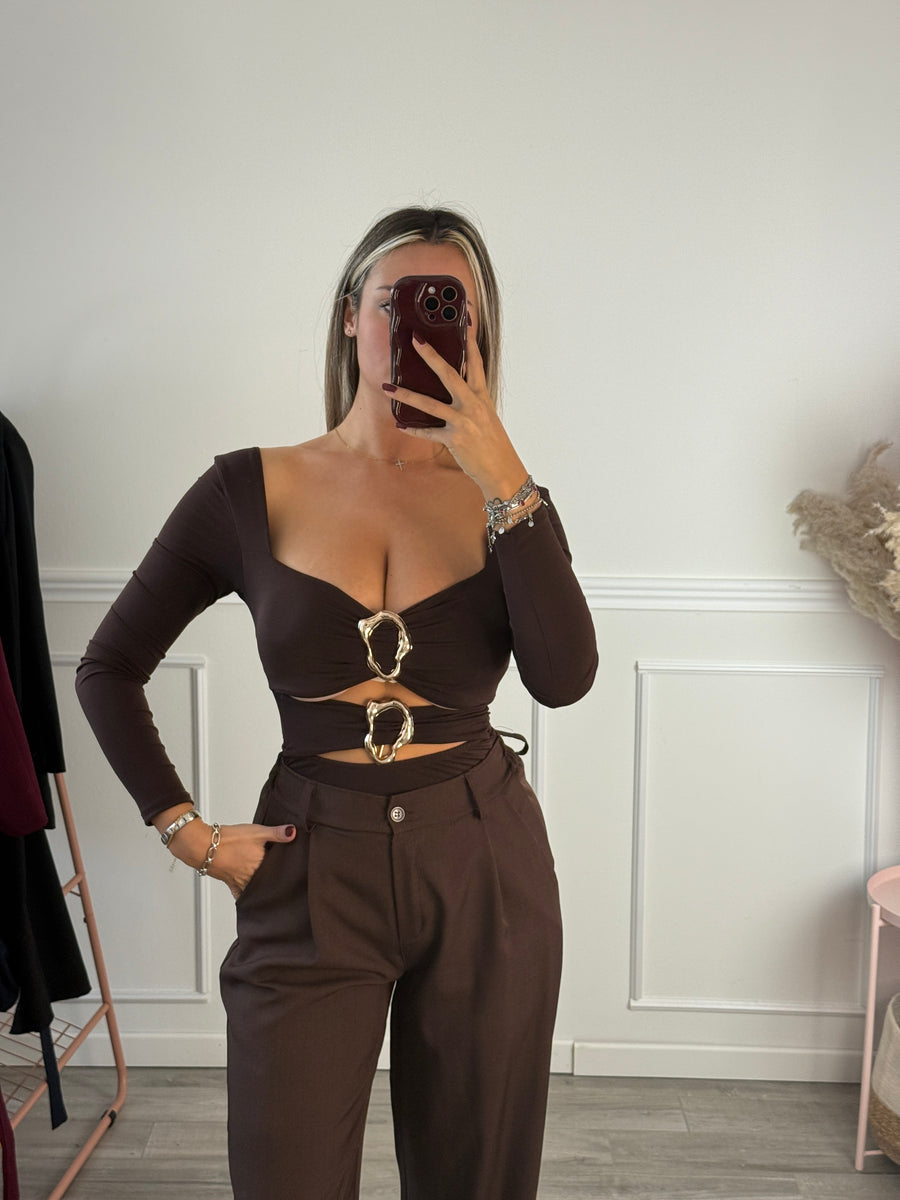 Body a maniche lunghe cut-out con morsetti dorati