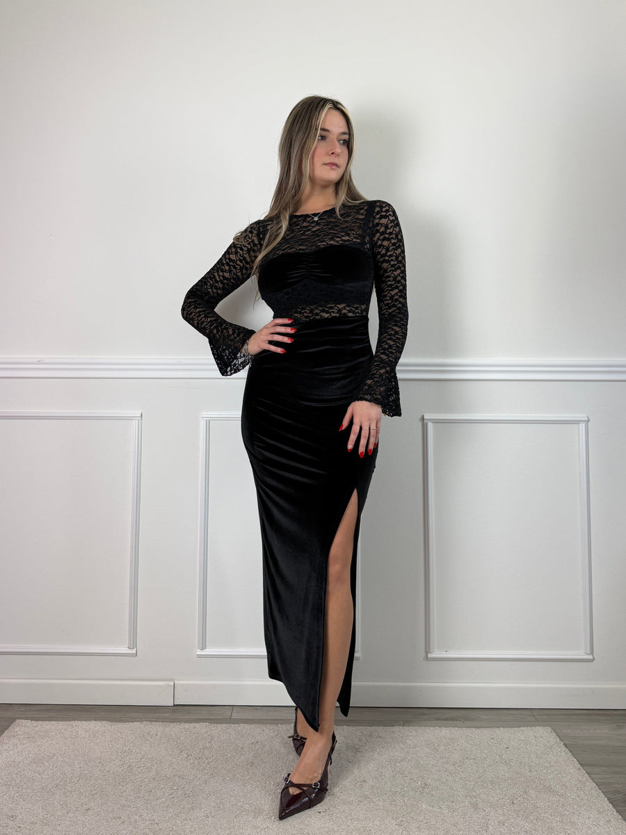 Vestito lungo in ciniglia a maniche lunghe con ricami in pizzo