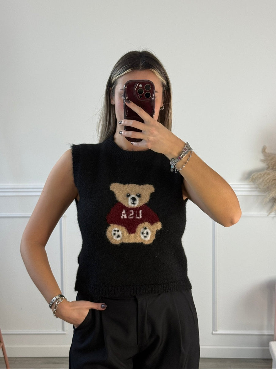 Gilet in lana con orsetto ricamato