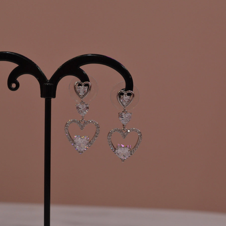 Orecchini argento pendenti a cuore con strass