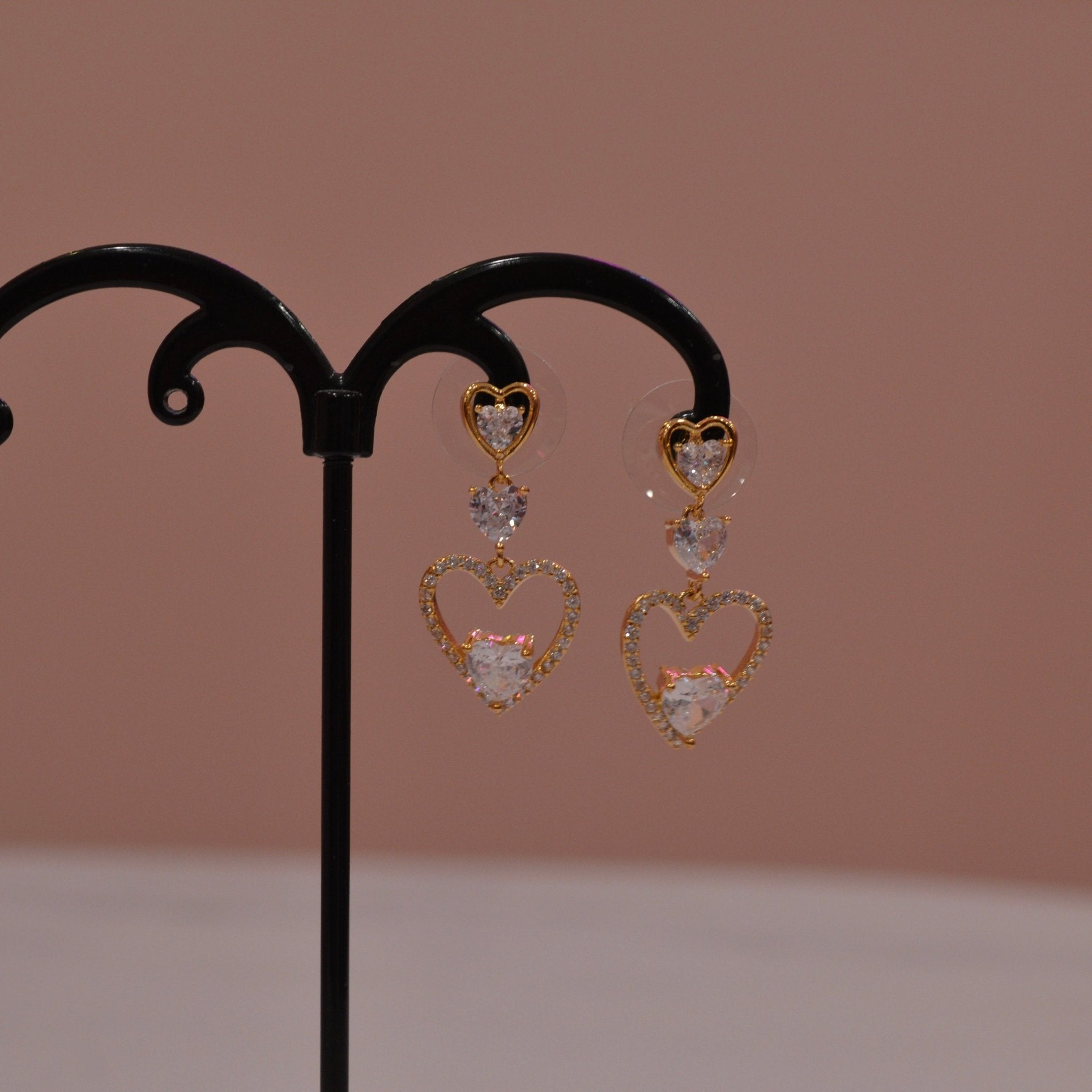 Orecchini oro pendenti a cuore con strass - Follie by Alice