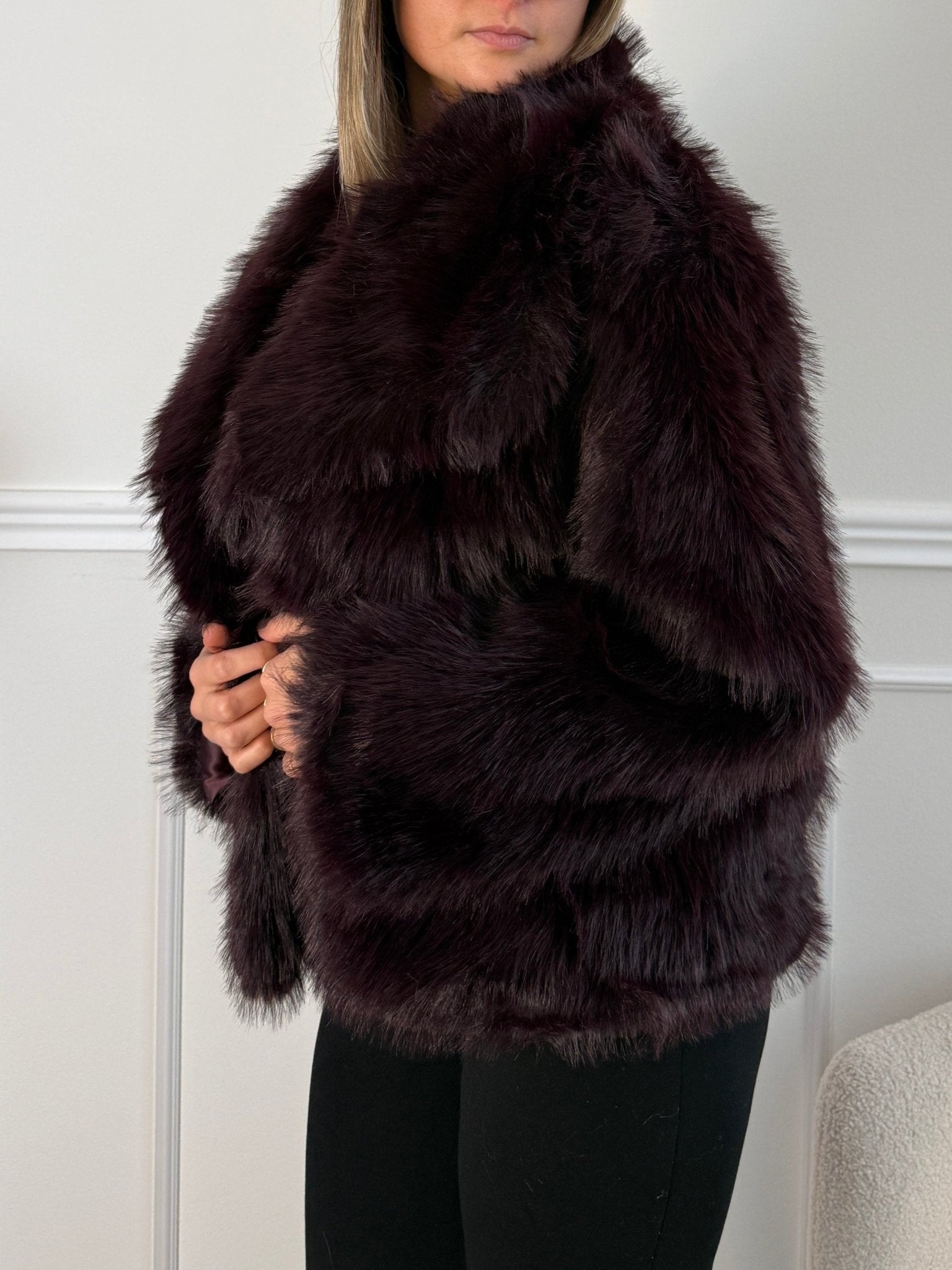 Pelliccia morbida con bottone - Follie by Alice