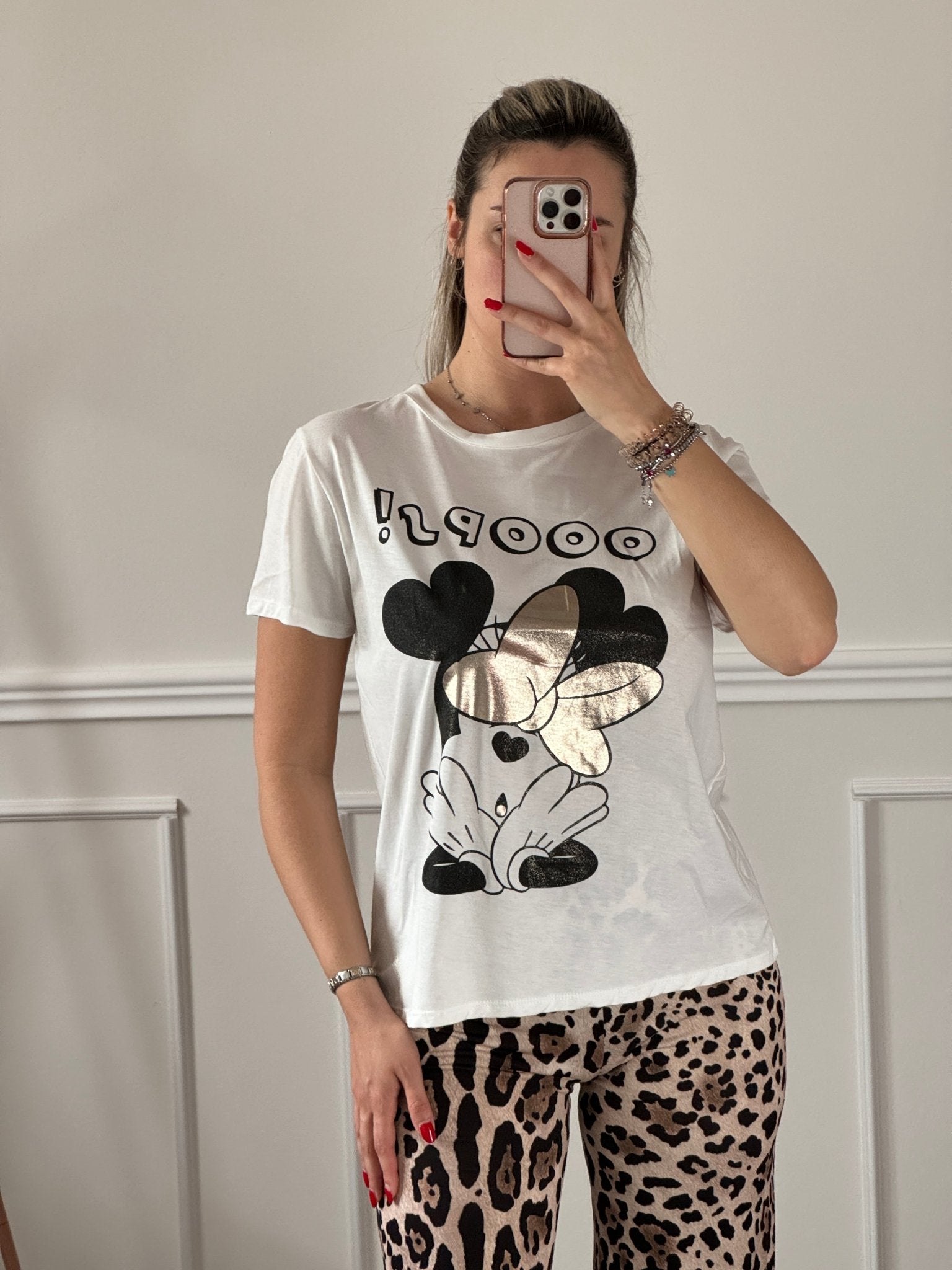 T-shirt bianca con stampa laminata Minnie - Follie by Alice