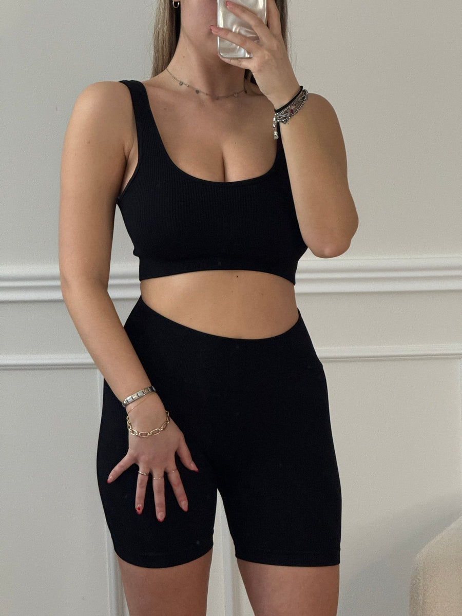 Top brassière corto sportivo in tessuto elasticizzato ribbed a costine