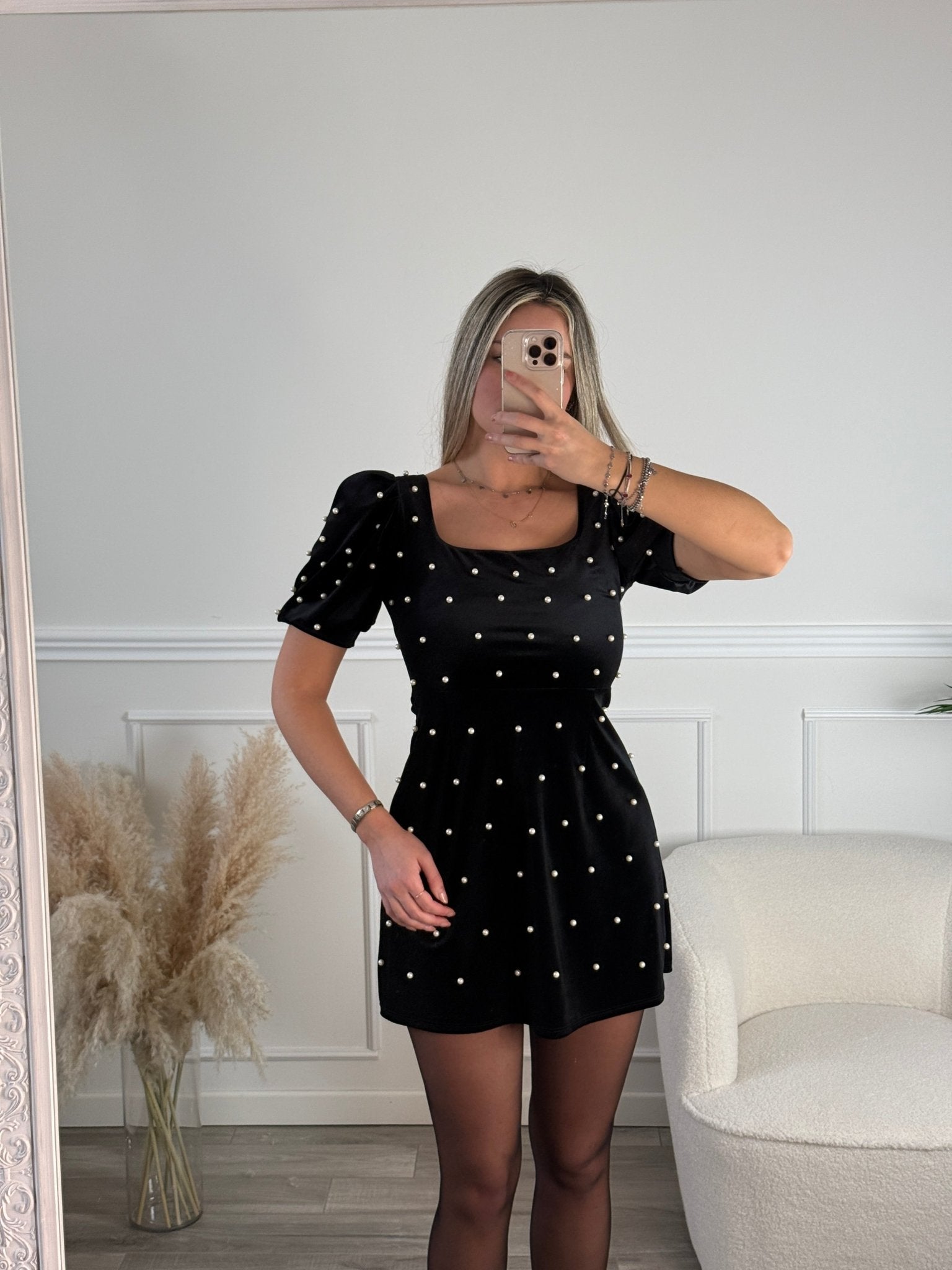 Vestitino a maniche corte in ciniglia con perle gioiello - Follie by Alice