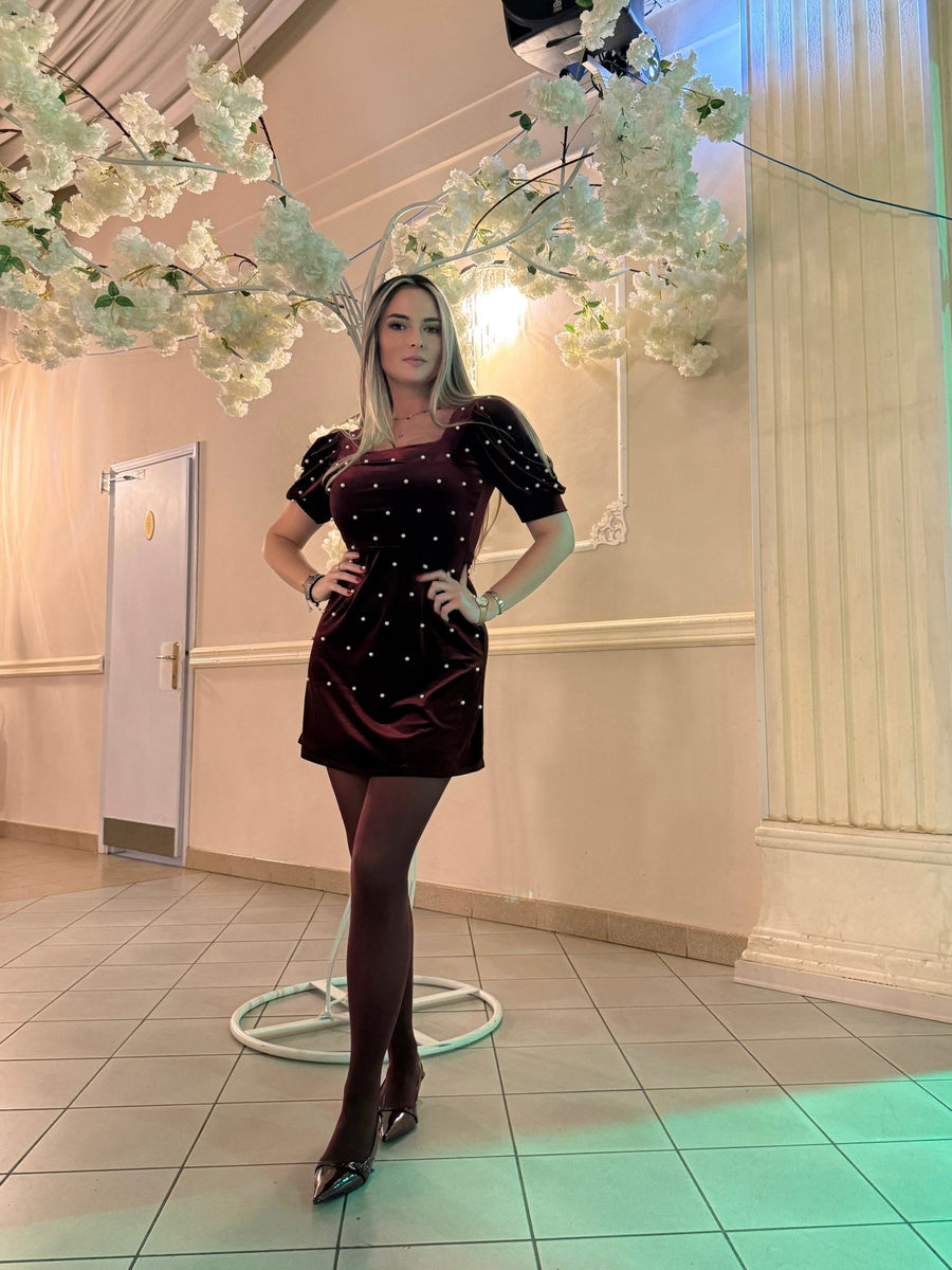 Vestitino a maniche corte in ciniglia con perle gioiello