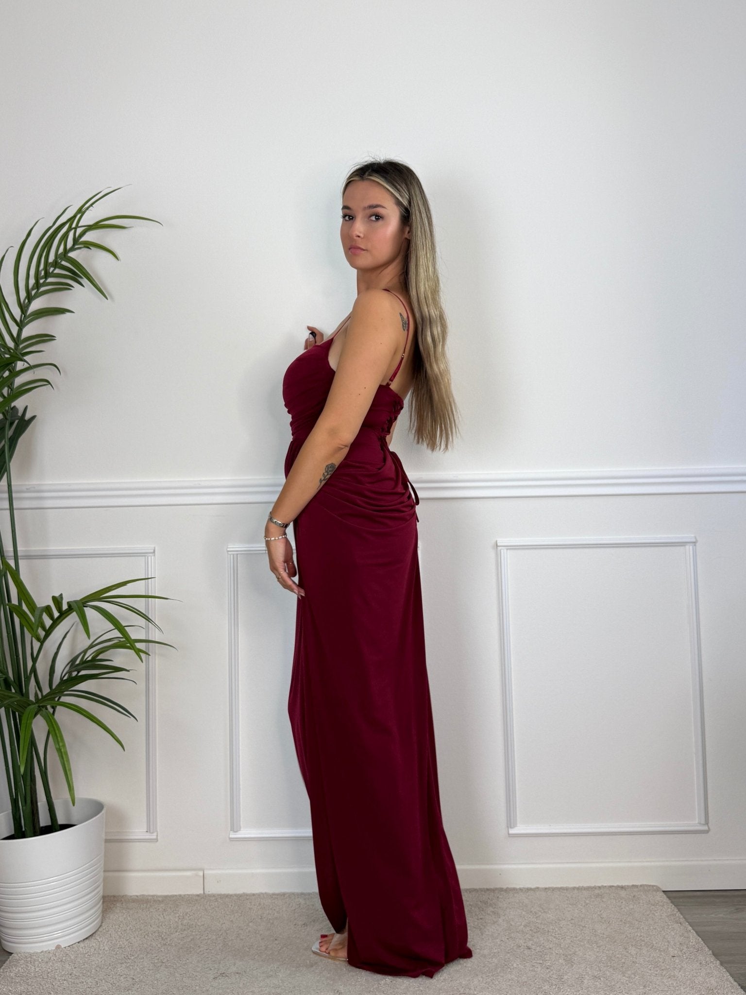 Vestito lungo con drappeggio e spacco NOCTURN - Follie by Alice