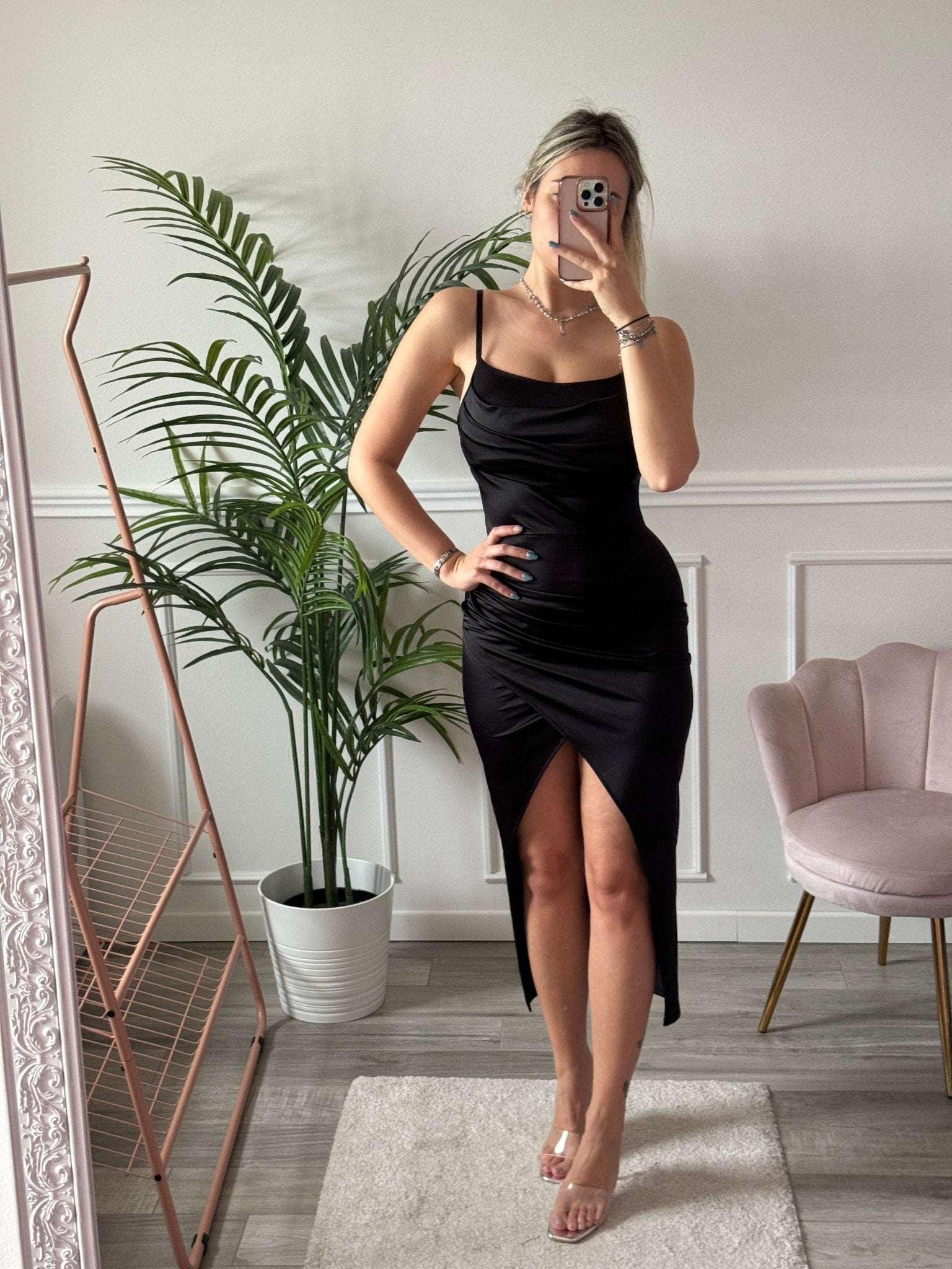 Vestito lungo drappeggiato in raso con spacco - Follie by Alice