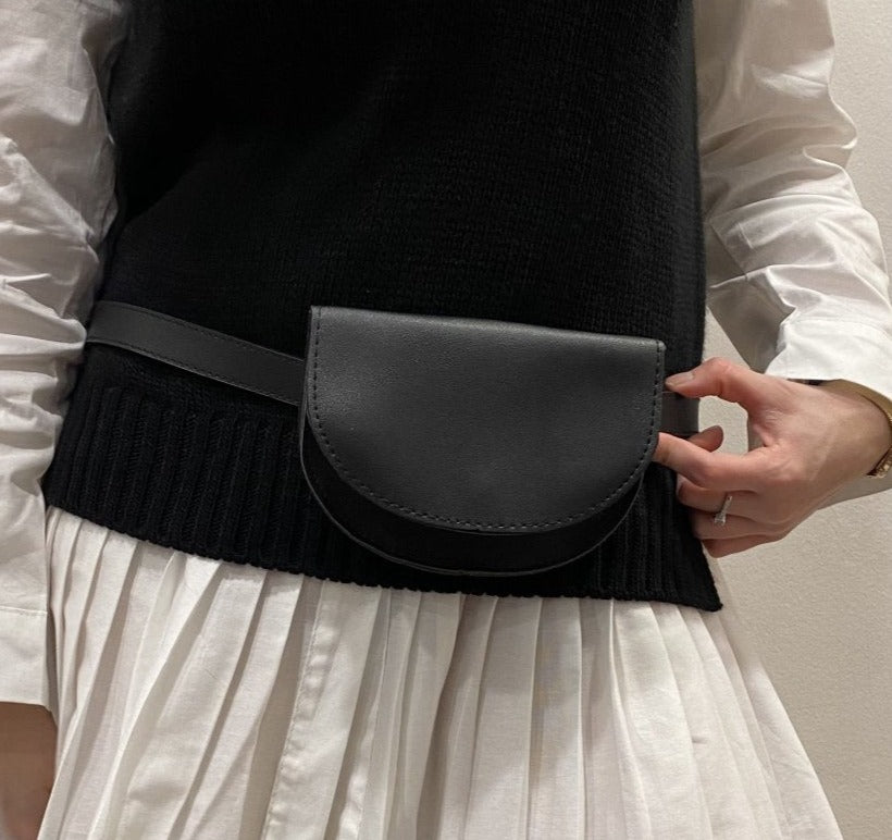 Borsello nero con cintura