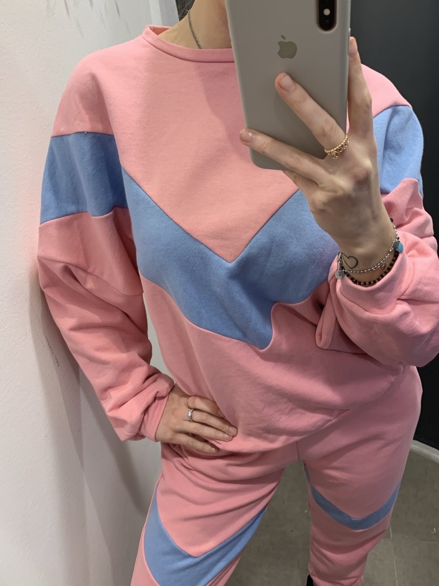 Felpa girocollo rosa con banda azzurra