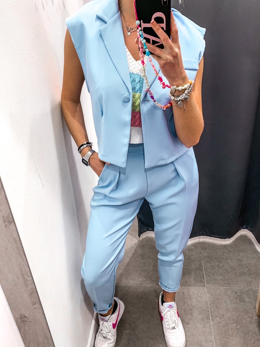 Gilet azzurro con taschino - Follie by Alice