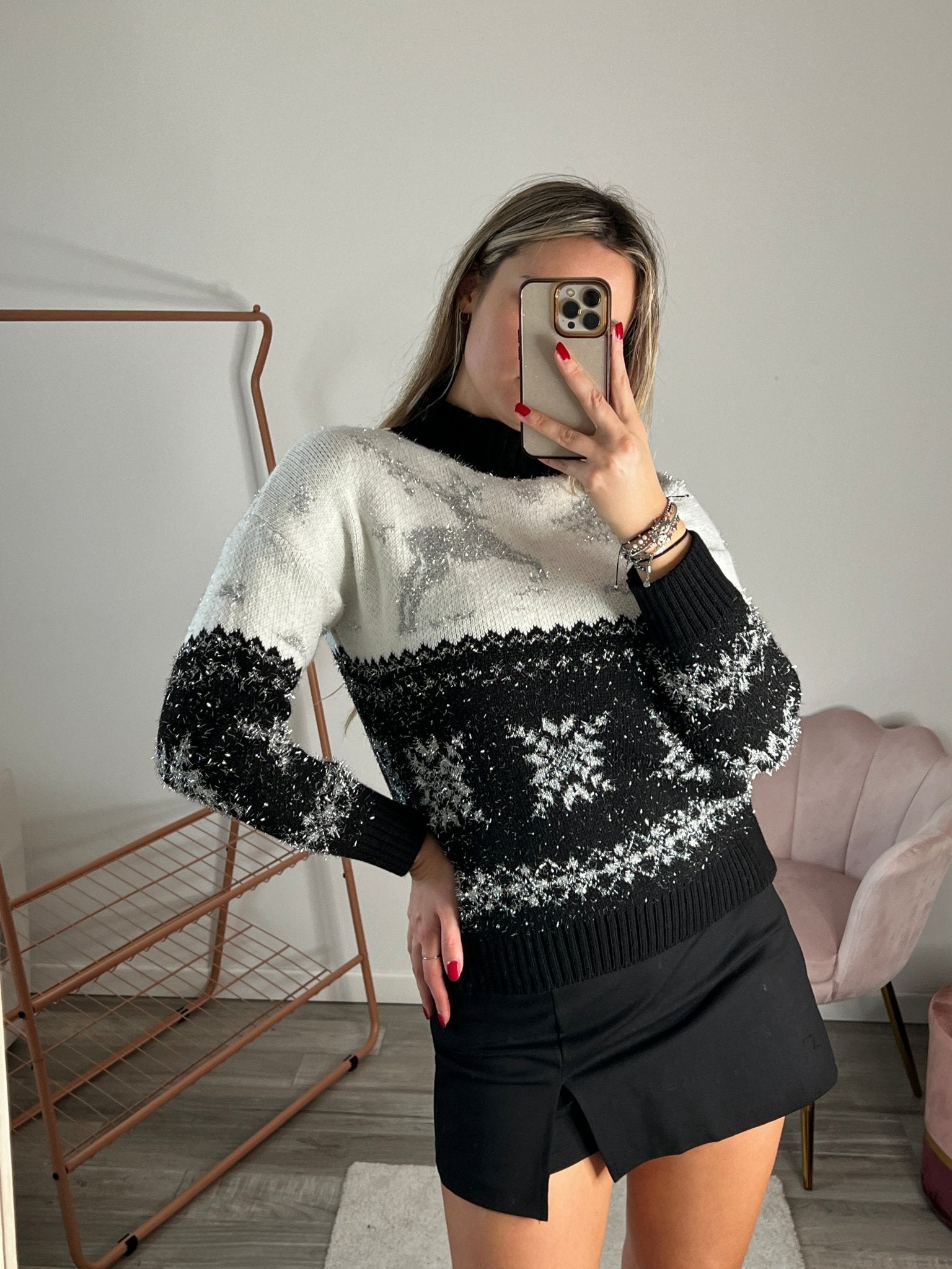 Maglione natalizio con renne e fiocchi di neve brillanti - Follie by Alice