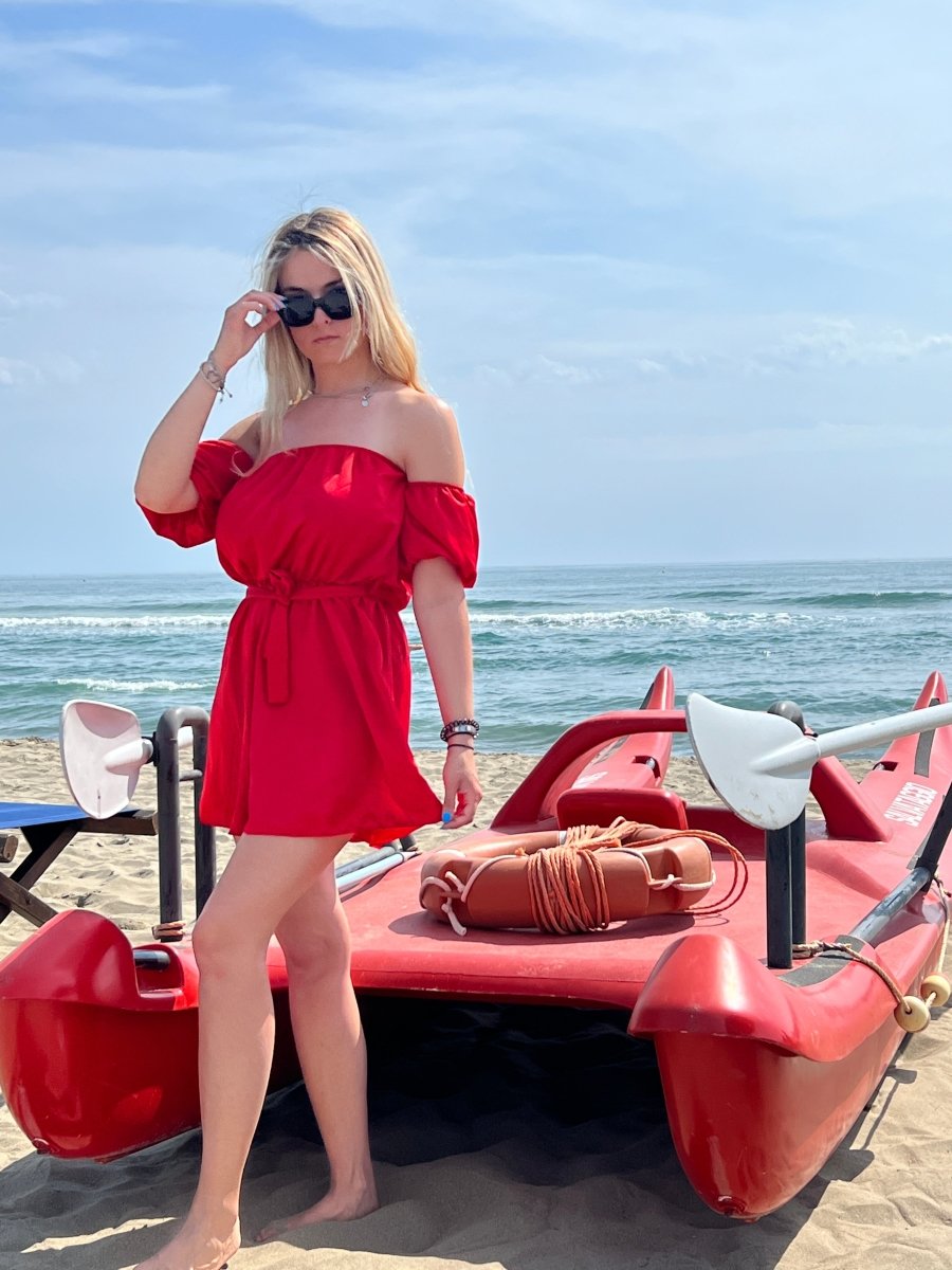 Tutina Madrid rossa in raso con scollo a barchetta