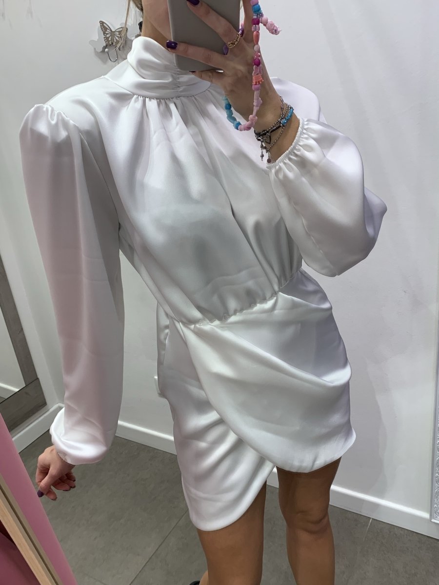Vestitino bianco effetto satin a portafoglio