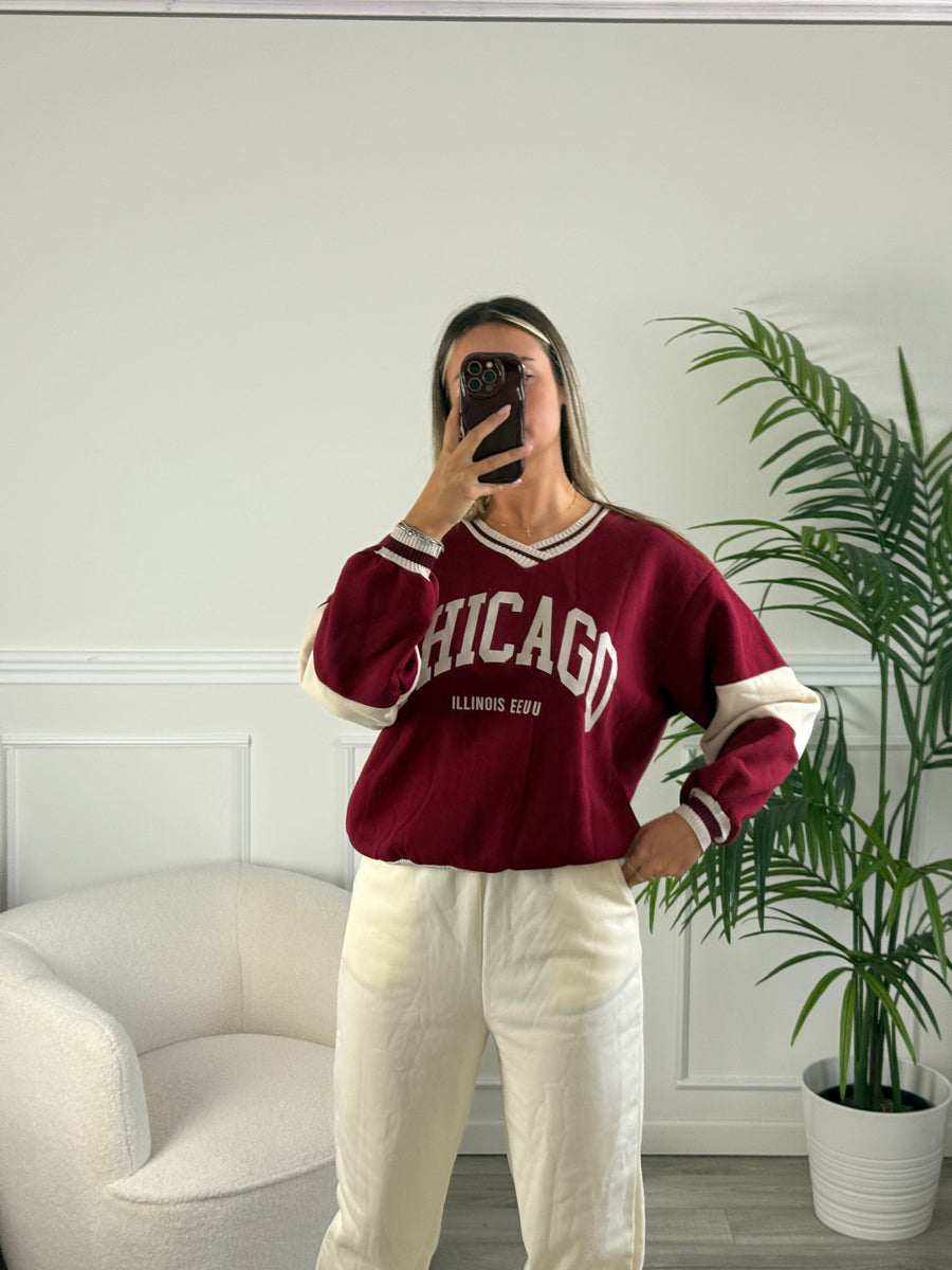 Felpa oversize con orli a costine a contrasto e stampa Chicago