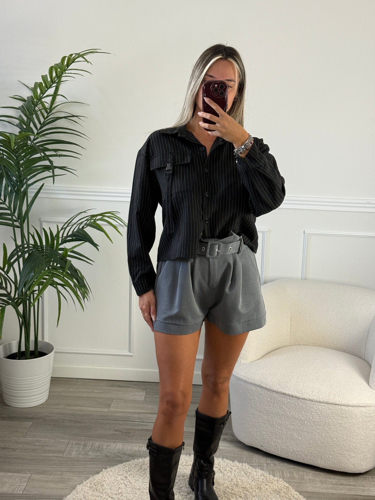 Camicia a righe effetto gessato con tasca