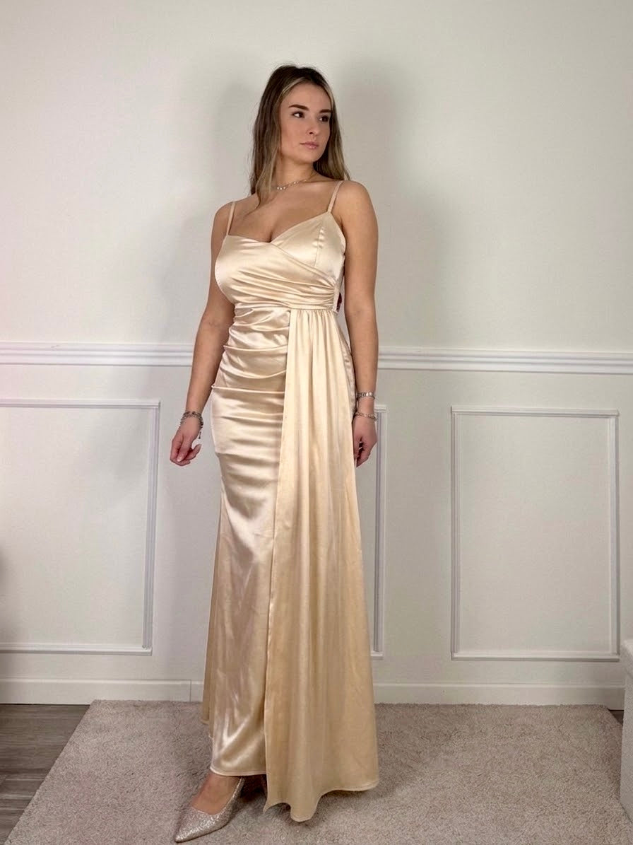 Vestito lungo in raso SOFIA - Follie by Alice Immagine secondaria del prodotto