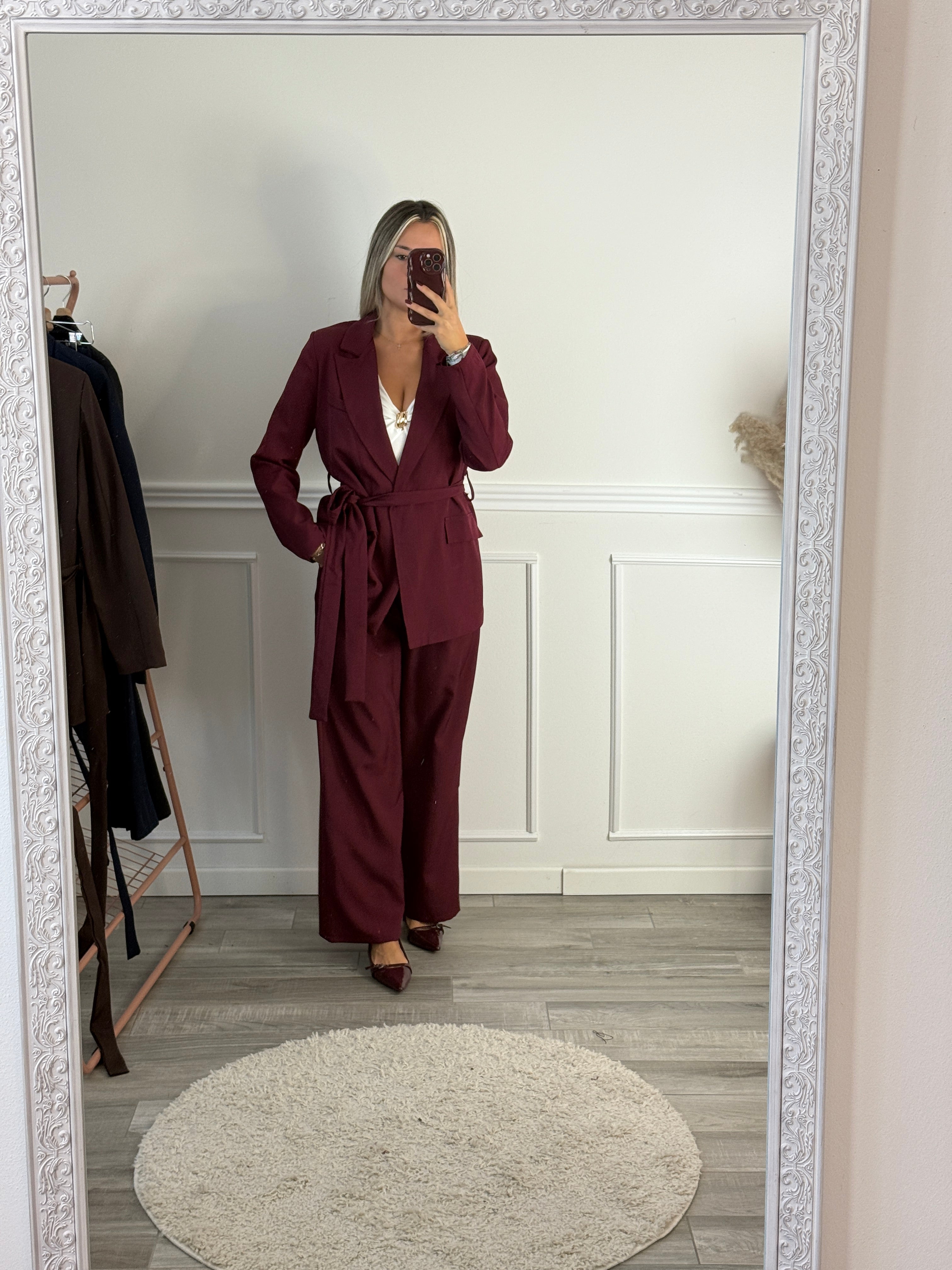 Pantaloni oversize da completo