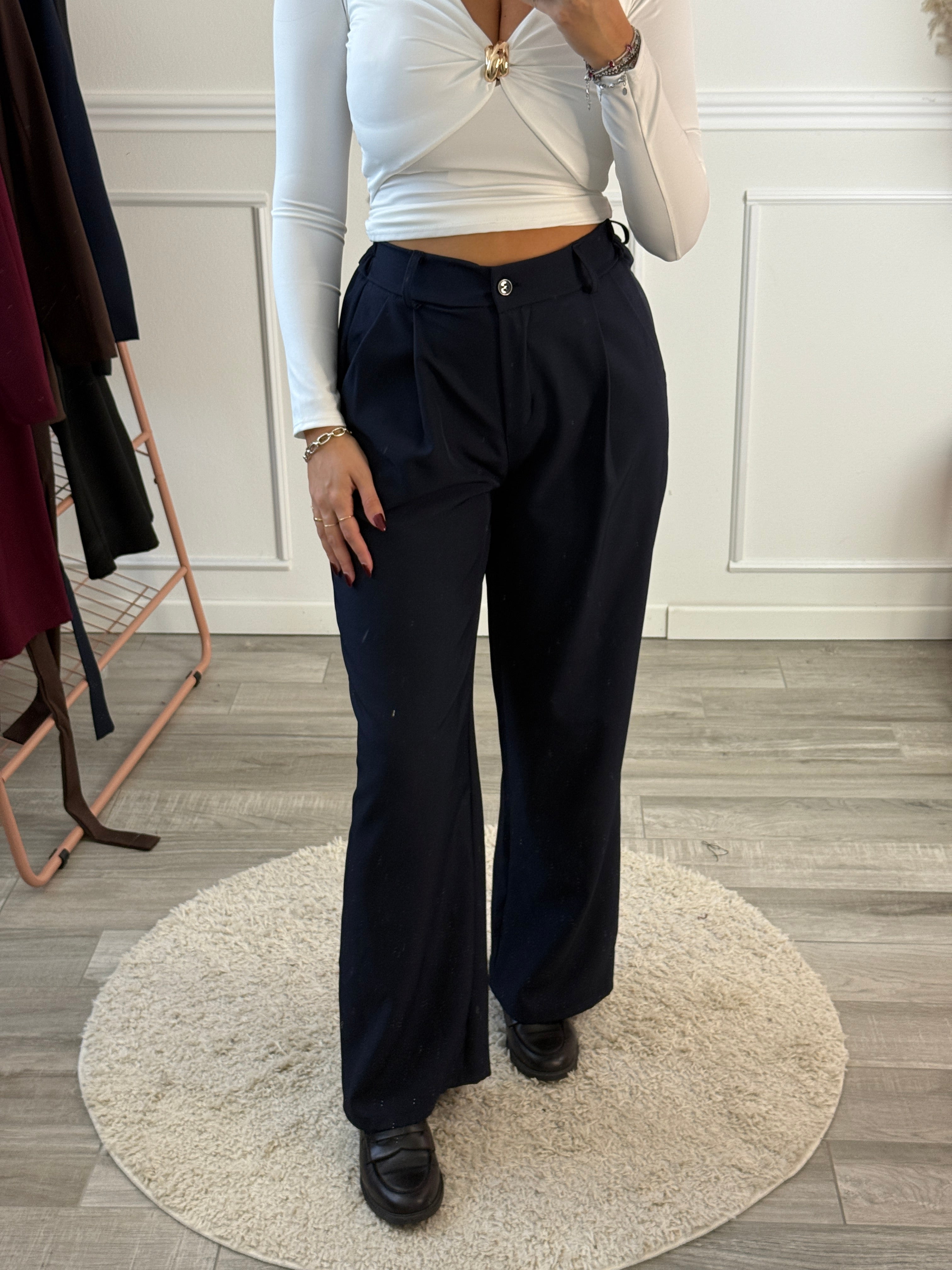 Pantaloni oversize da completo