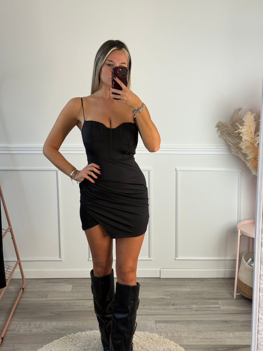 Vestitino drappeggiato con top a corsetto e spacco asimmetrico