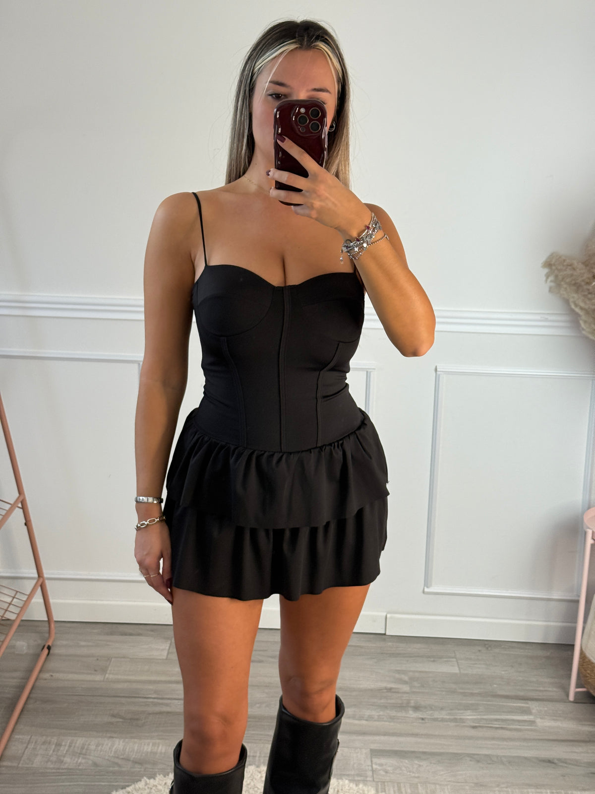Vestitino con top a corsetto e doppia balza