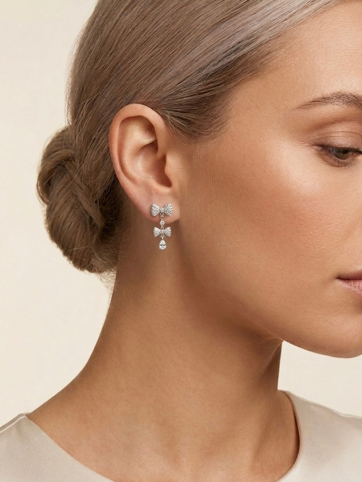 Orecchini argento con fiocchetti