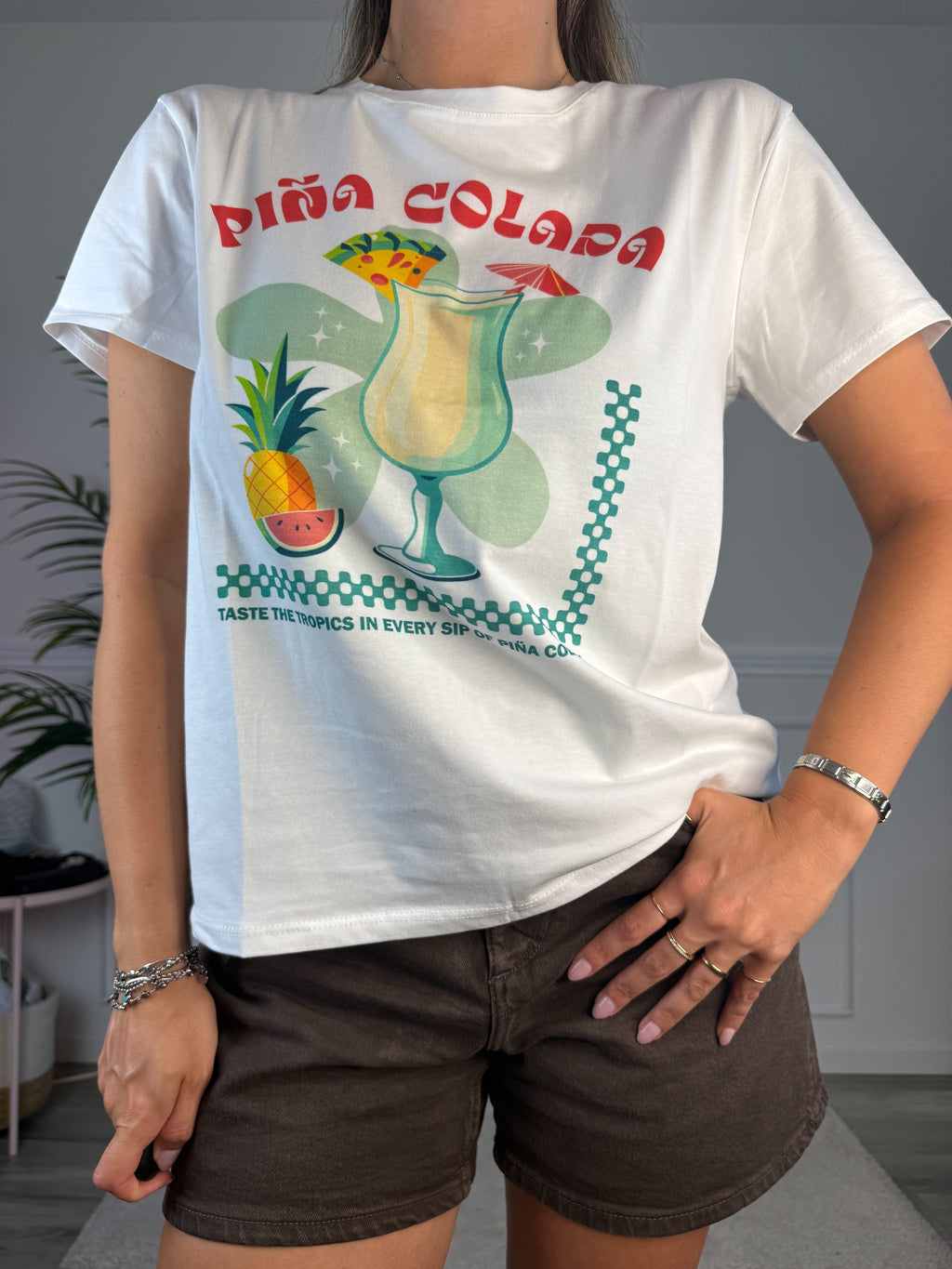 T-shirt con stampa PIÑA COLADA - Follie by Alice
