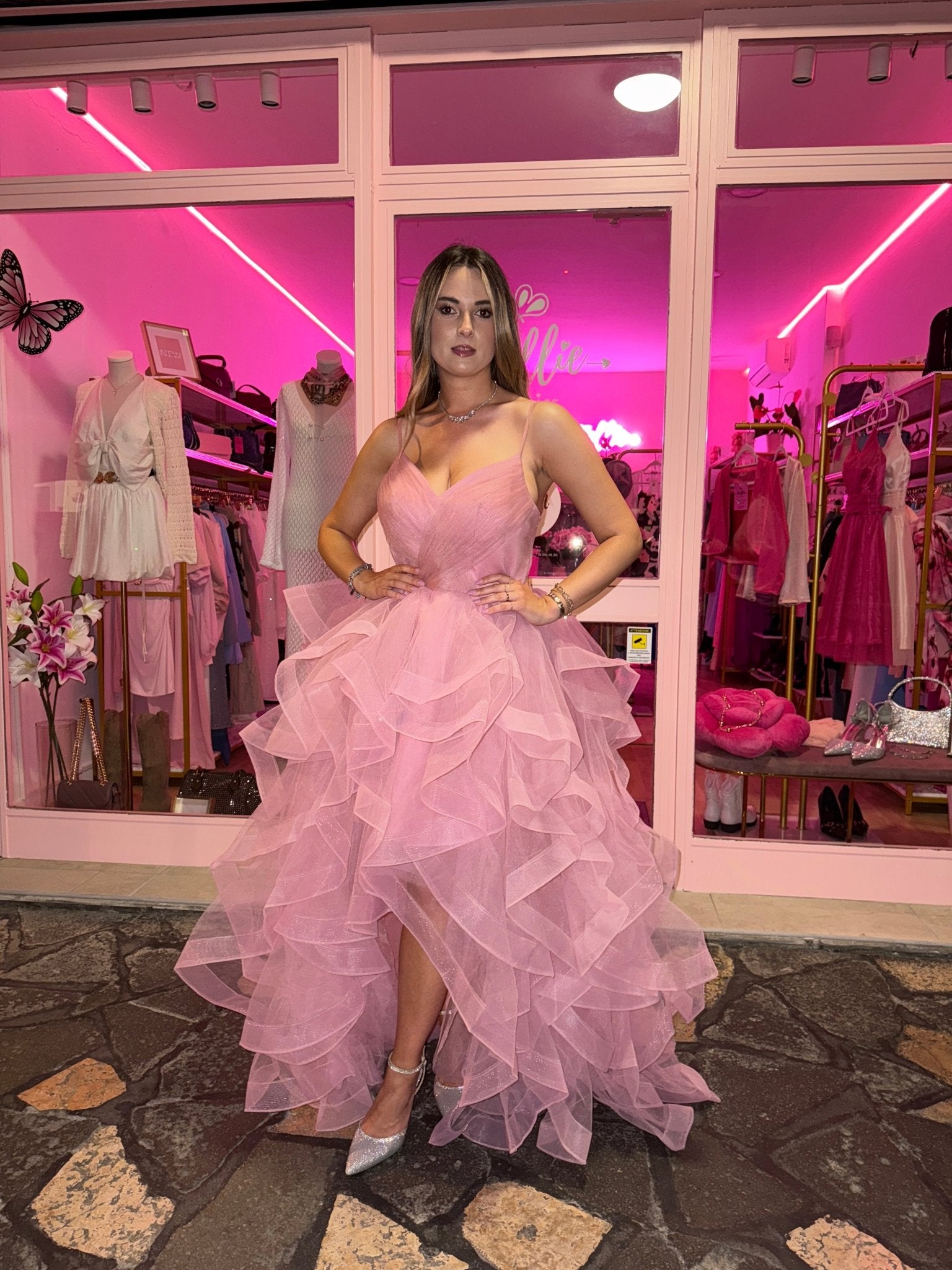 Abito lungo in tulle con scollo a cuore e gonna a balze asimmetriche - Follie by Alice