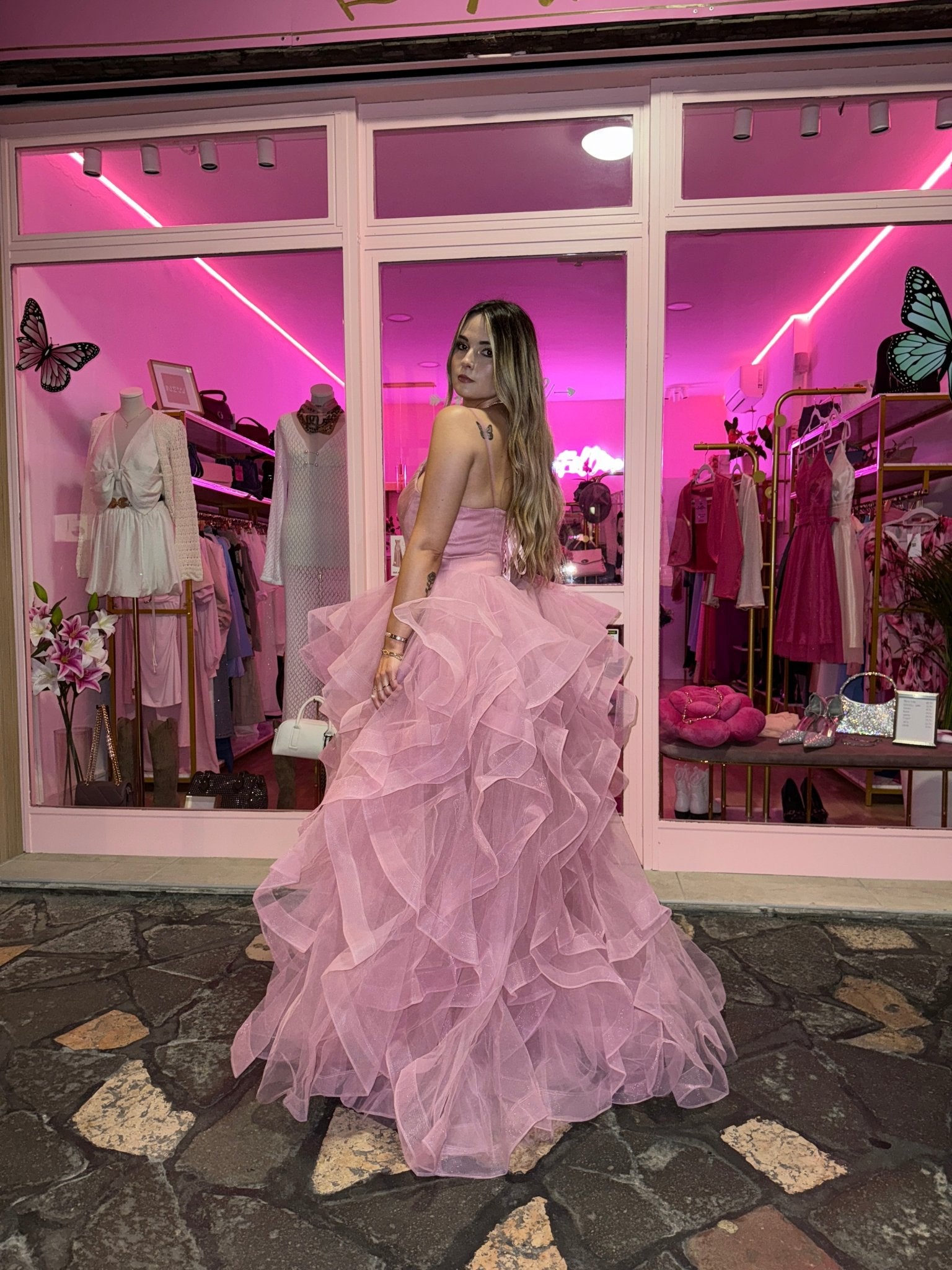 Abito lungo in tulle con scollo a cuore e gonna a balze asimmetriche - Follie by Alice