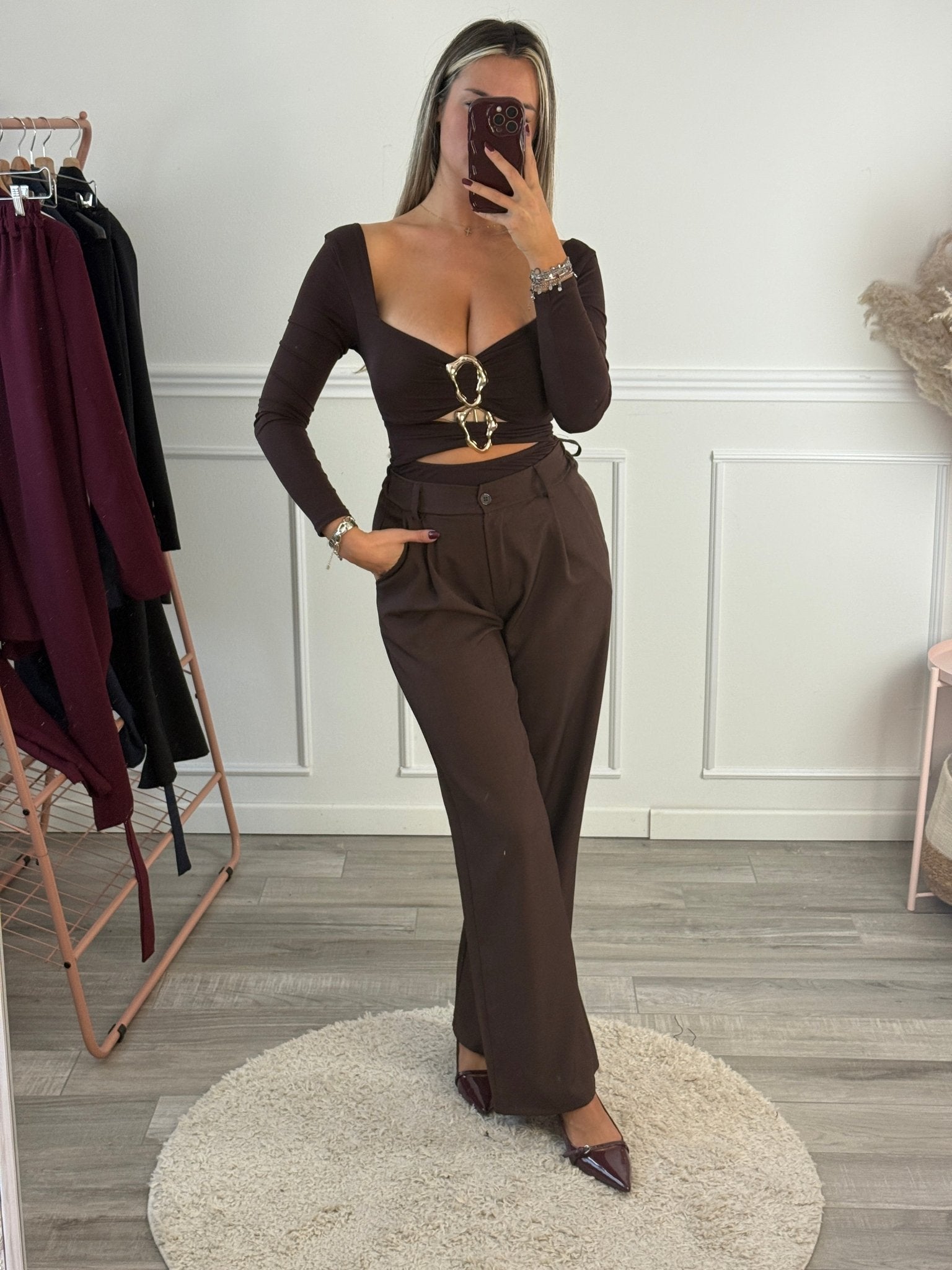 Body a maniche lunghe cut - out con morsetti dorati - Follie by Alice