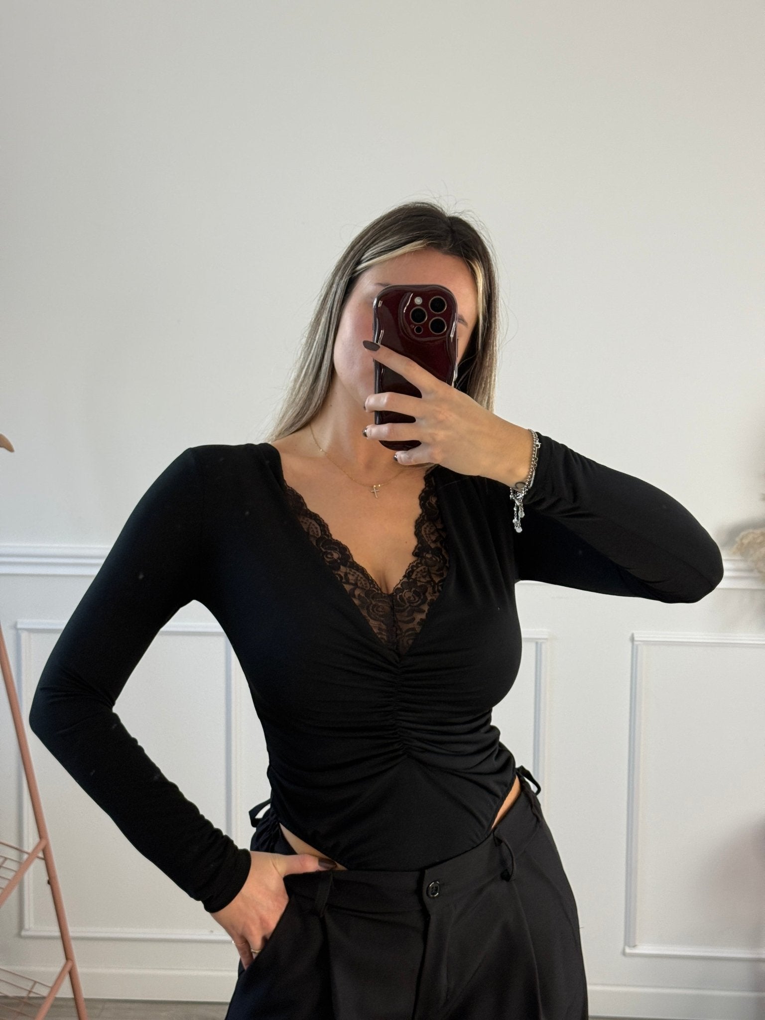 Body drappeggiato con scollo a V e ricami in pizzo - Follie by Alice