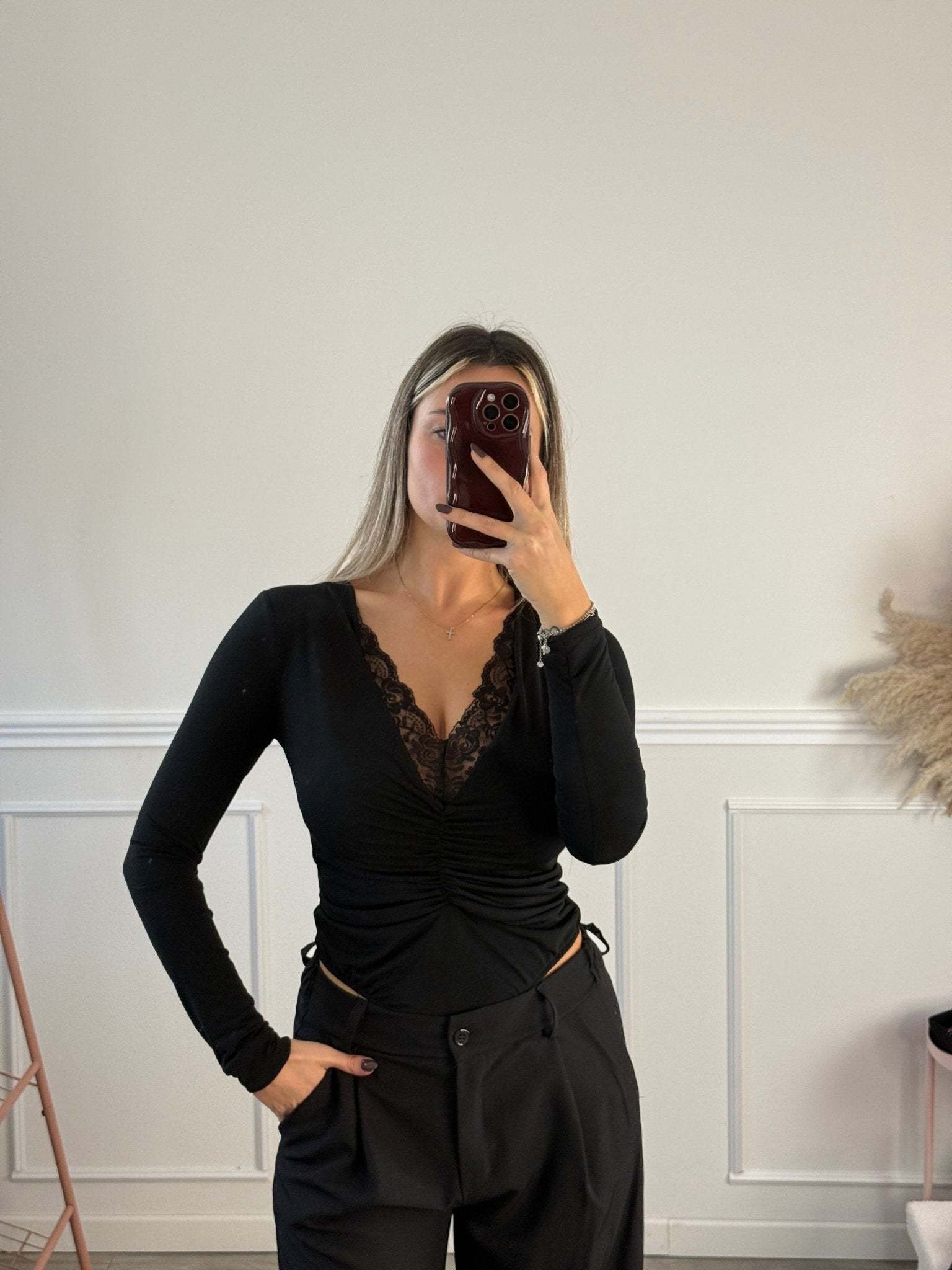 Body drappeggiato con scollo a V e ricami in pizzo - Follie by Alice