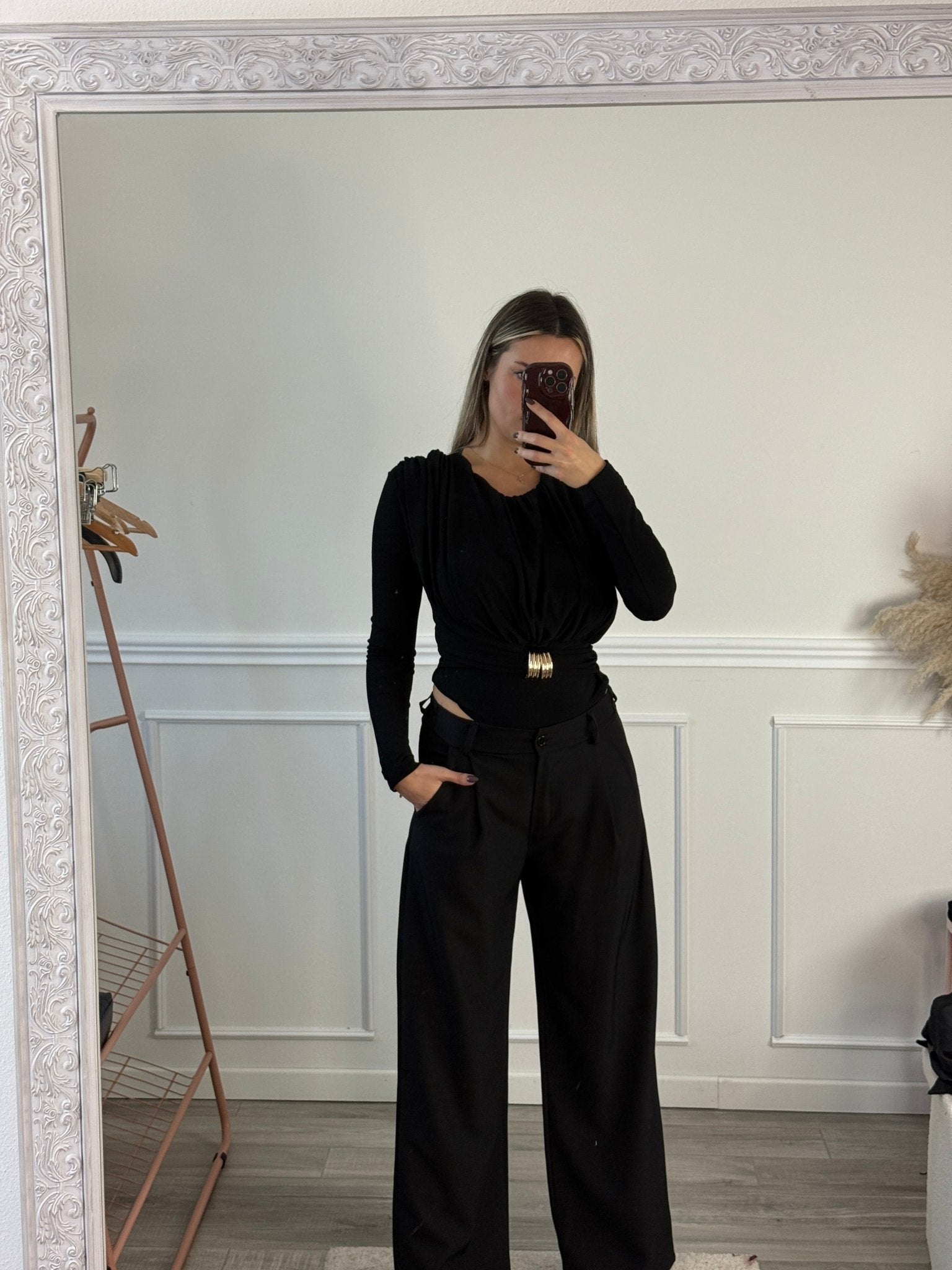 Body effetto ruffle con cintura in vita e dettaglio scultura - Follie by Alice