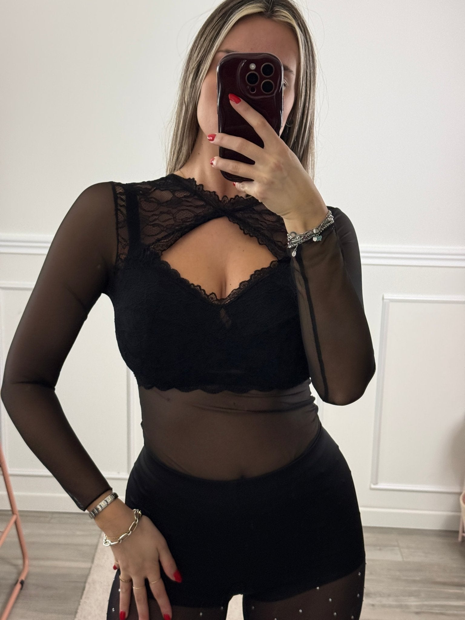 Body velato cut - out in pizzo a maniche lunghe - Follie by Alice