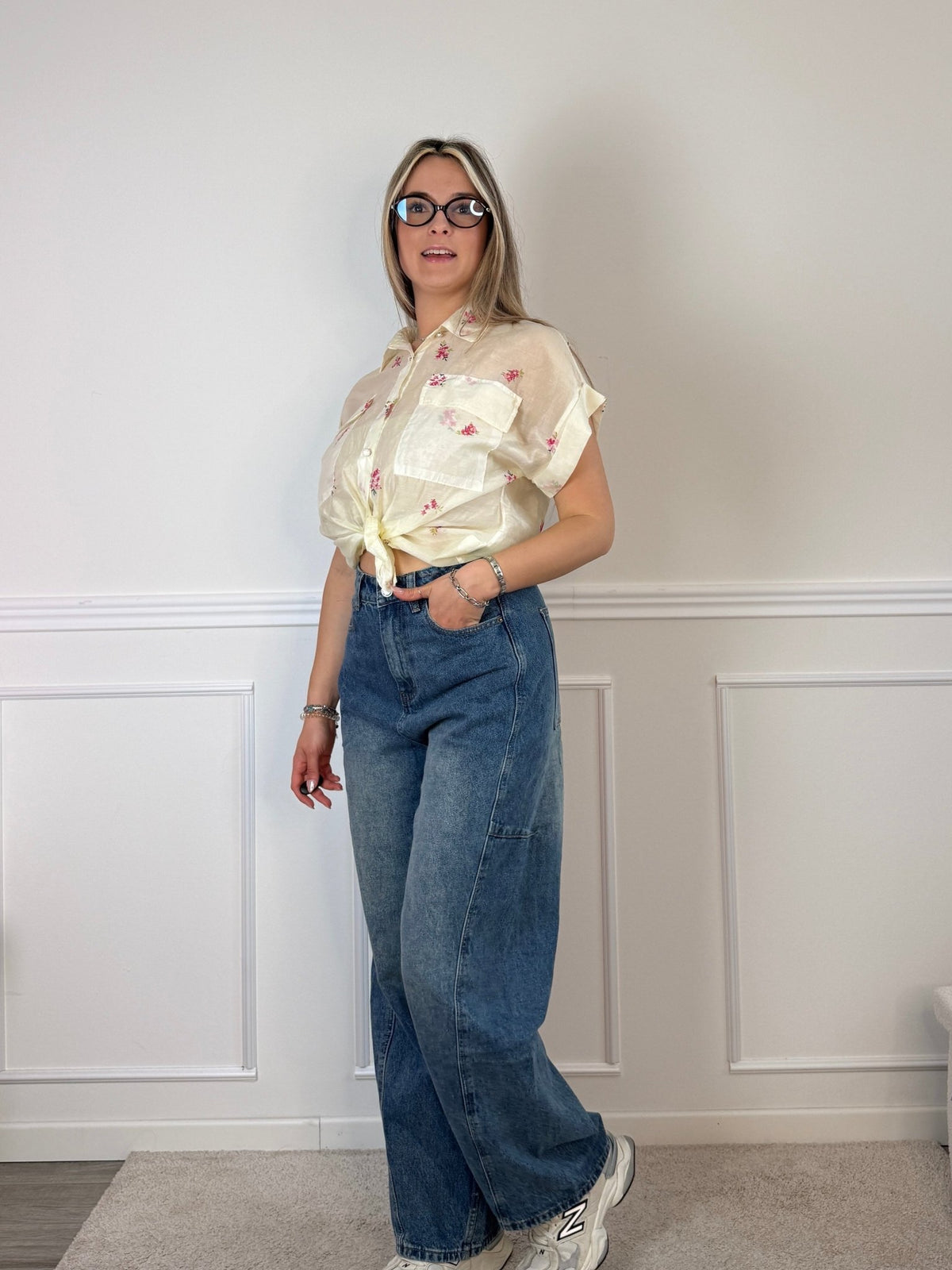 Camicia corta con fiori ROSIE - Follie by Alice