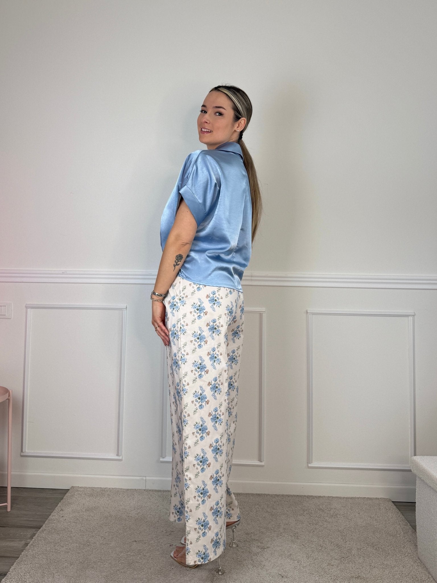 Camicia in raso con fiocco - Follie by Alice