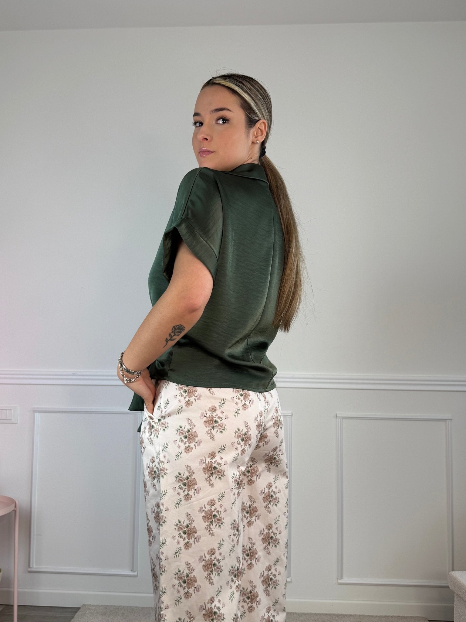 Camicia in raso con fiocco - Follie by Alice