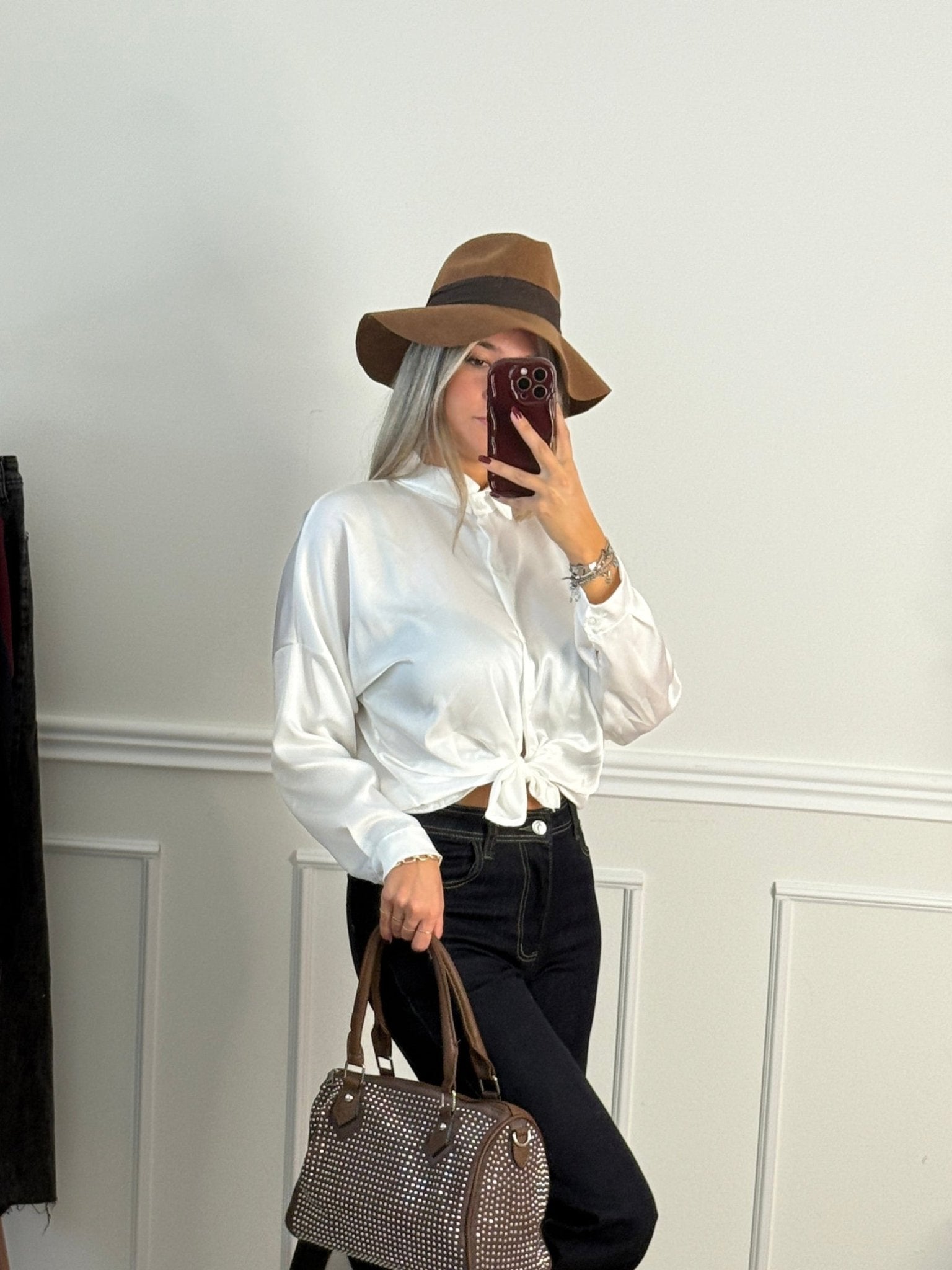 Cappello marrone di lana con fascia a contrasto - Follie by Alice