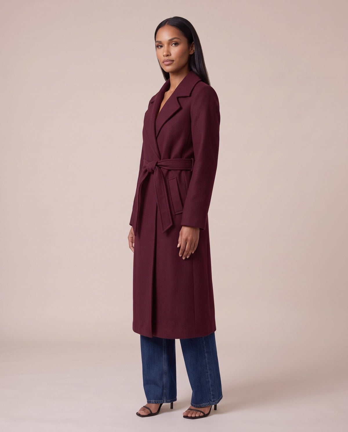 Cappotto lungo con cintura AVENUE - Follie by Alice Immagine principale del prodotto