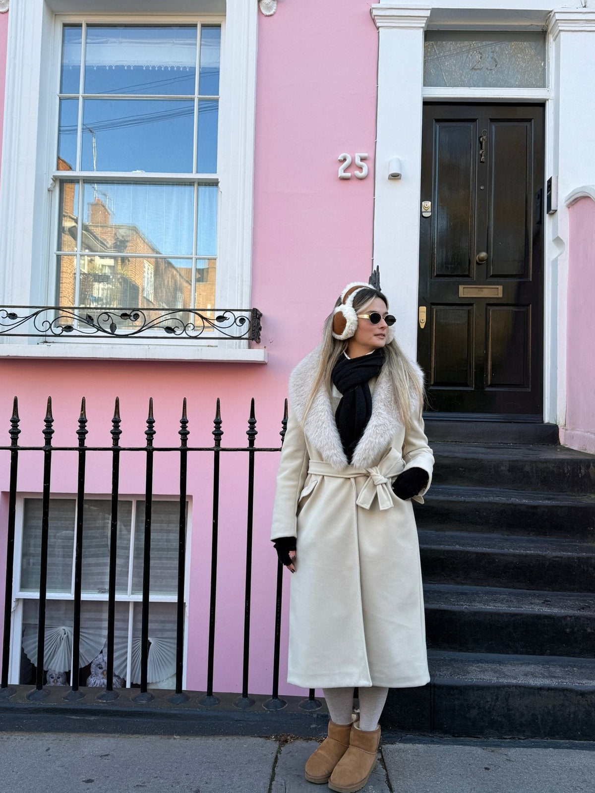 Cappotto lungo con cintura e collo sciallato in pelliccia - Follie by Alice Immagine principale del prodotto
