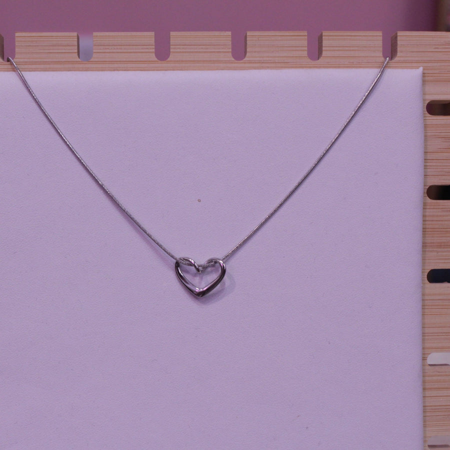 Collana argento con cuore intrecciato – alternate