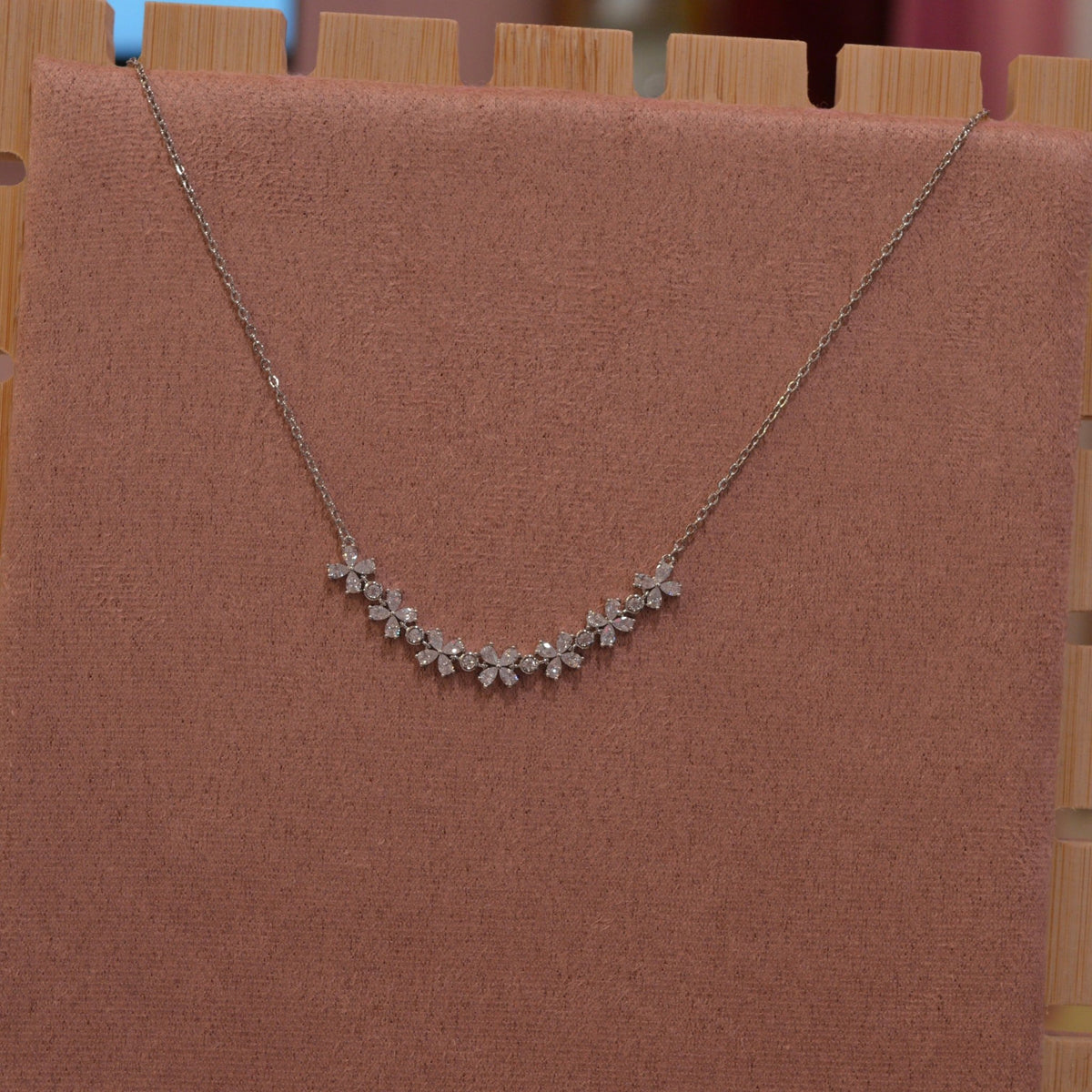 Collana argento con strass gioiello a fiore - Follie by Alice