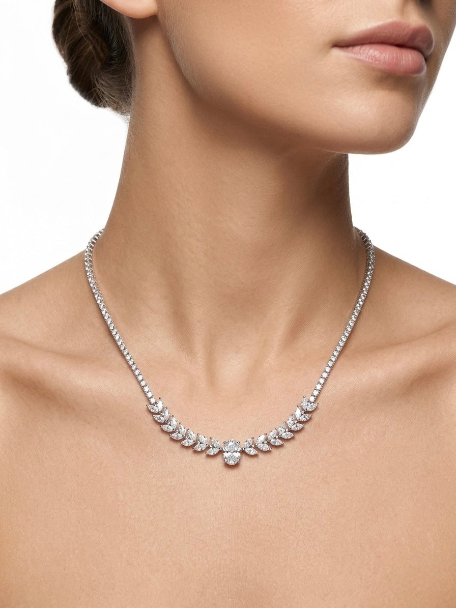 Collana argento tennis con strass a goccia e punto luce - Follie by Alice Immagine principale del prodotto