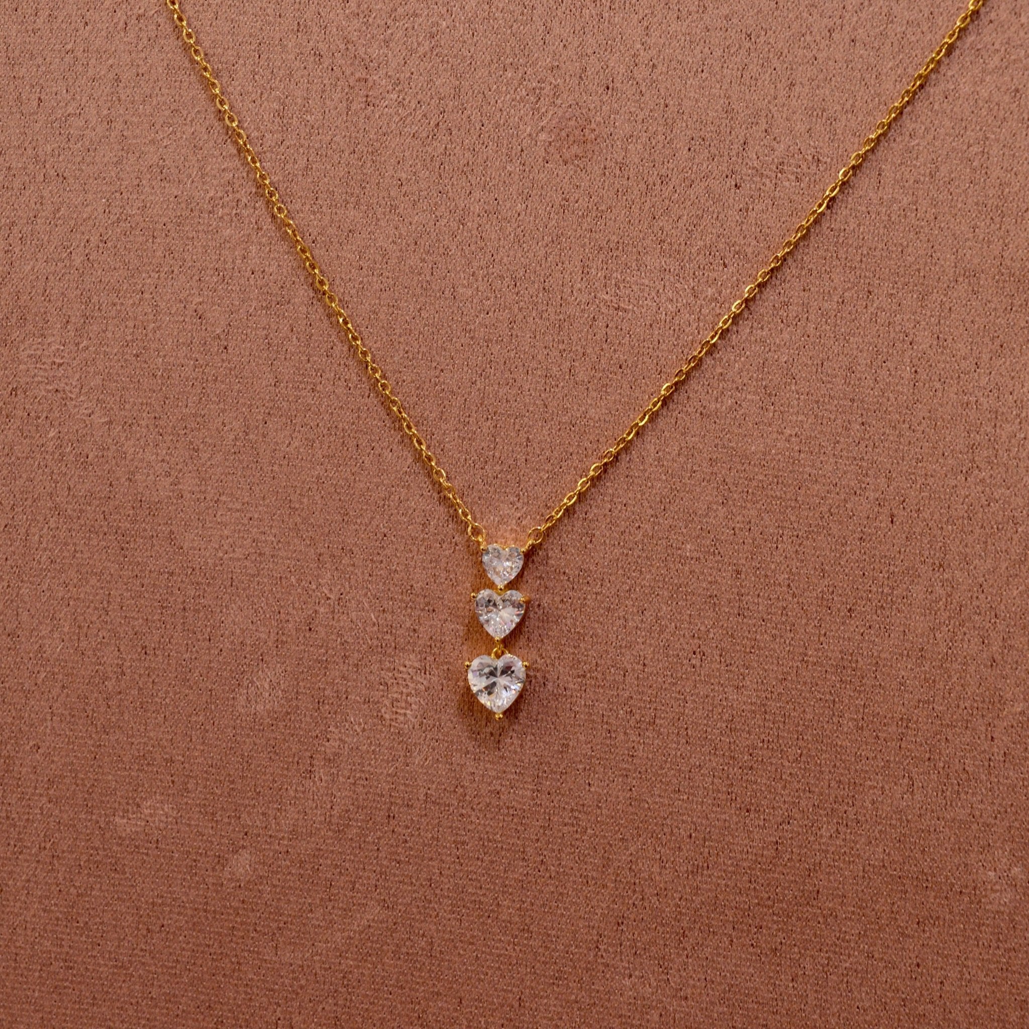 Collana oro con cuoricini pendenti brillanti - Follie by Alice