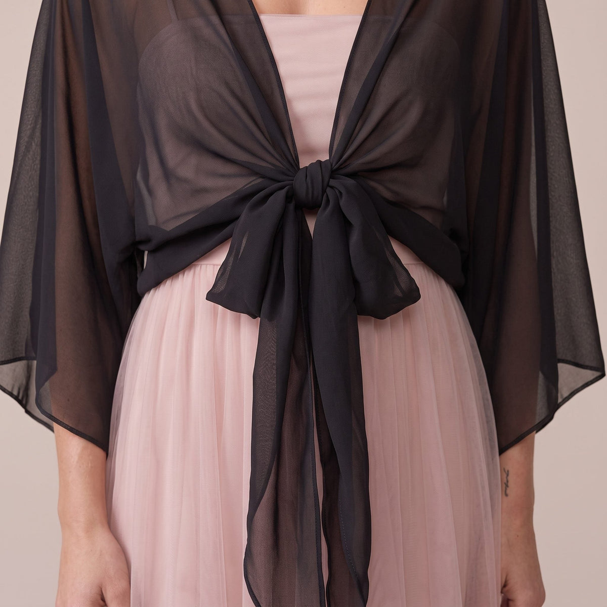 Coprispalle corto in chiffon velato con maniche a kimono BREZZA - Follie by Alice