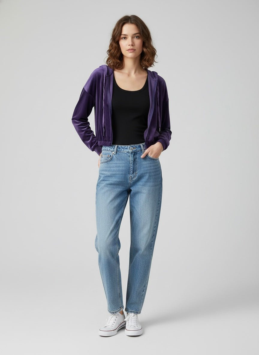Felpa crop con cappuccio e zip viola in ciniglia - Follie by Alice Immagine secondaria del prodotto