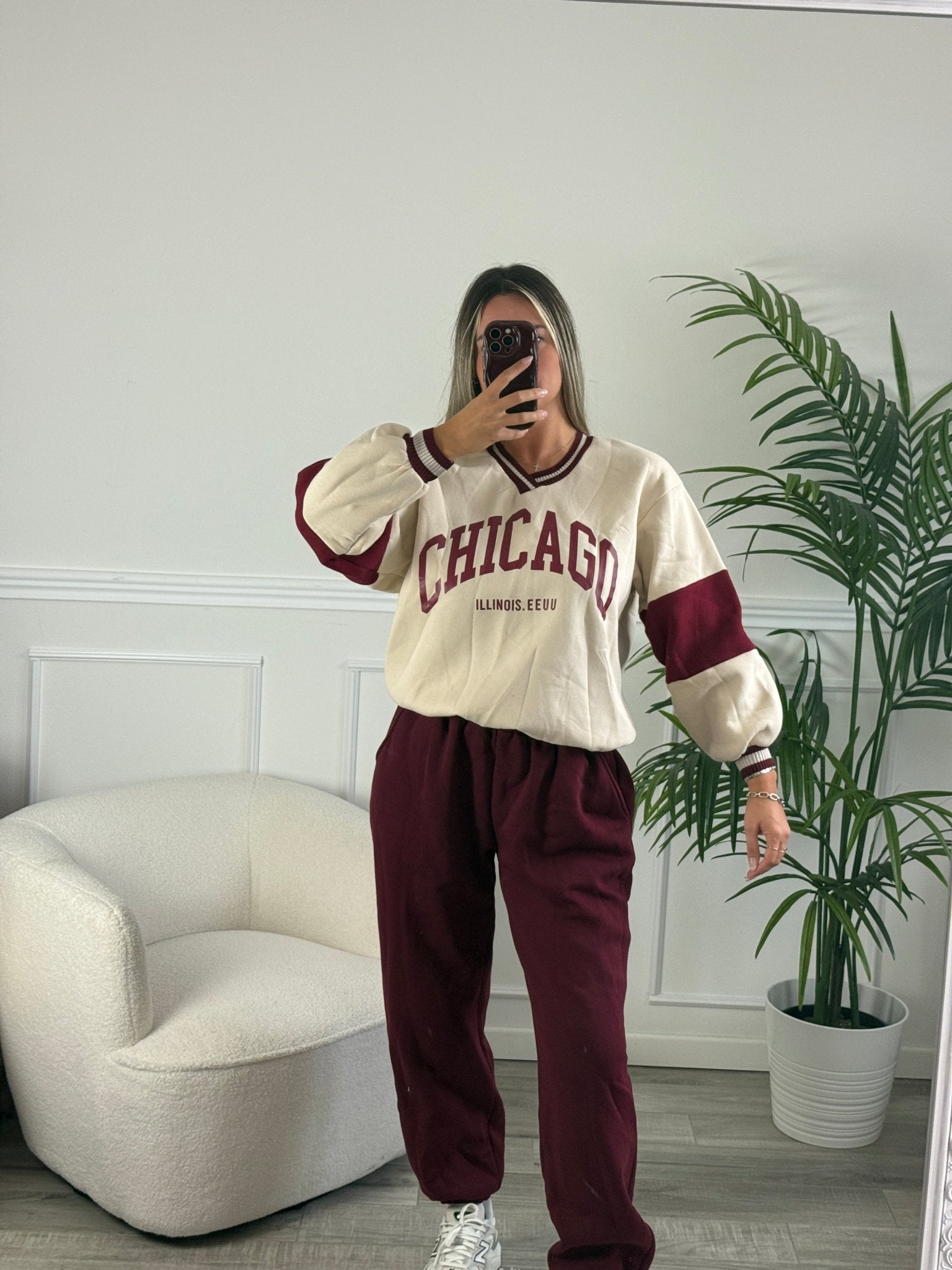 Felpa oversize con orli a costine a contrasto e stampa Chicago - Follie by Alice