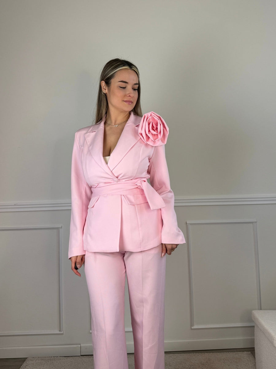 Giacca blazer con spilla a rosa COUTURE – alternate