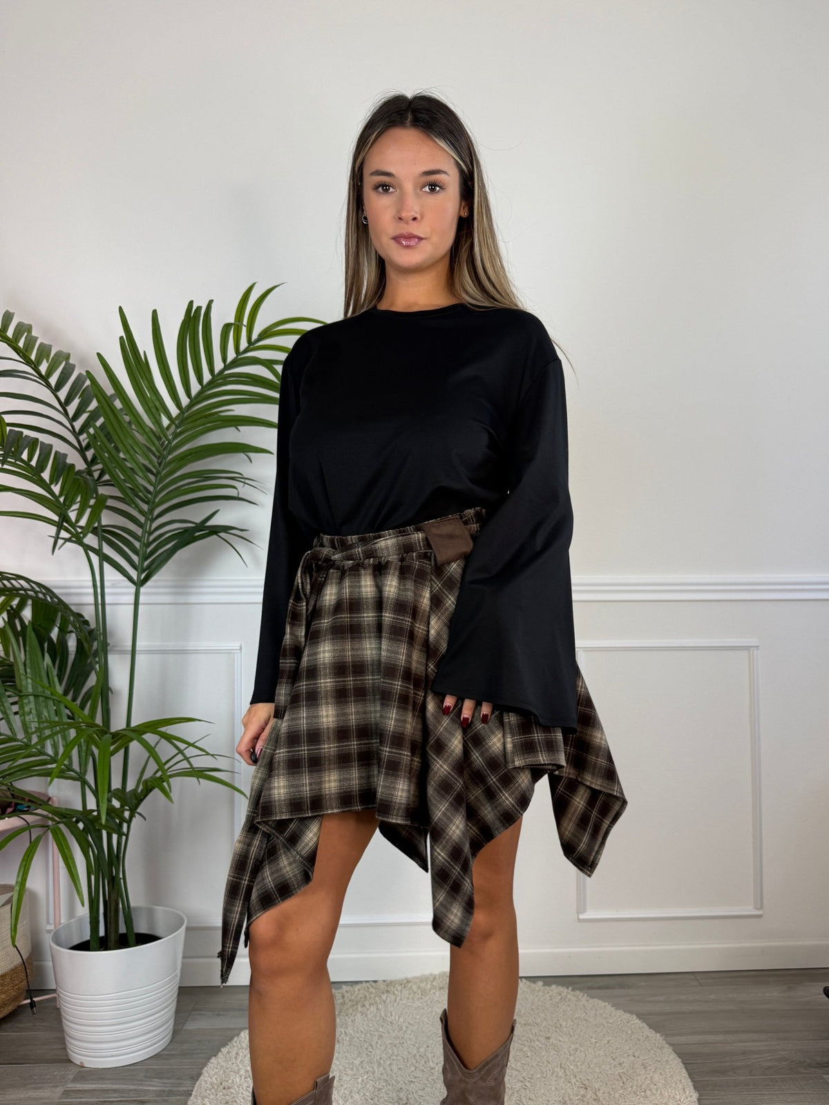 Gonna a quadri marroni con orlo a fazzoletto HIGHLAND - Follie by Alice